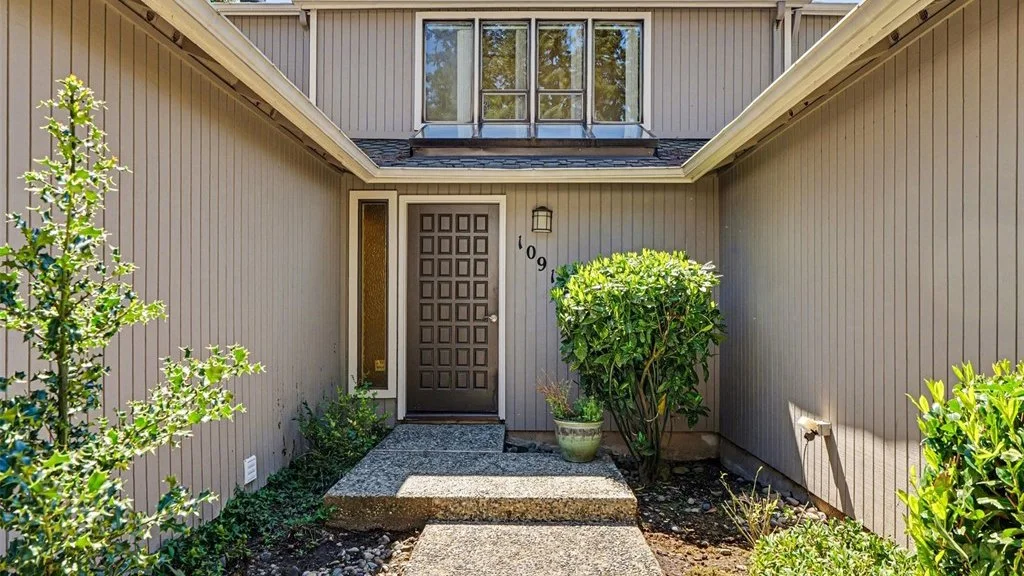 10917 80th Place NE Kirkland, WA 98034 (6).jpg