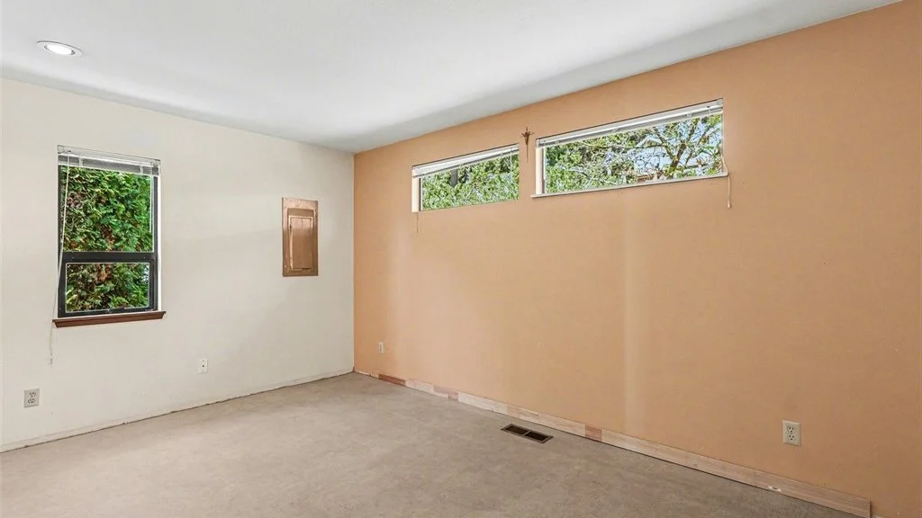10917 80th Place NE Kirkland, WA 98034 (19).jpg