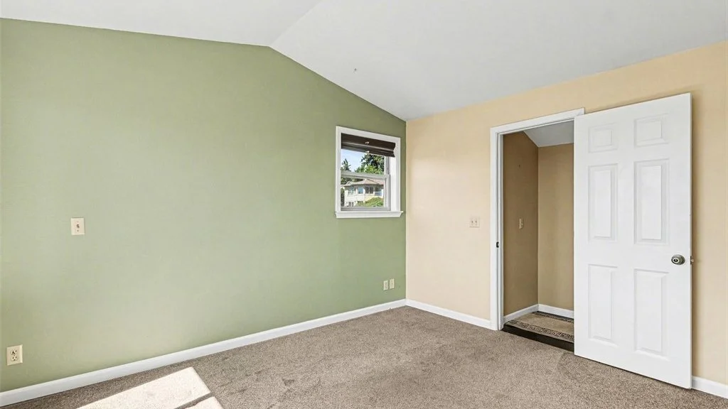 10917 80th Place NE Kirkland, WA 98034 (22).jpg