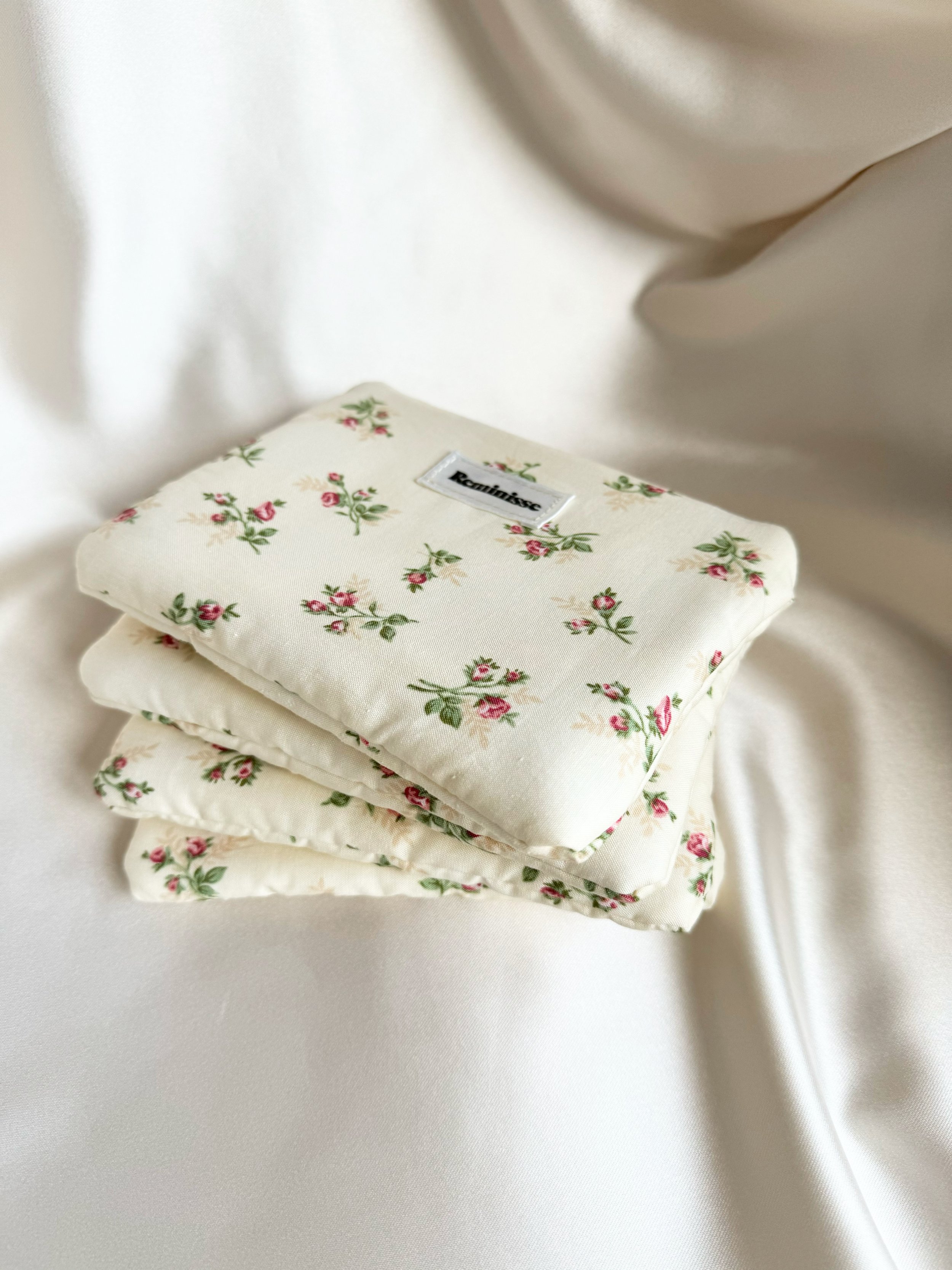 Roseraie-Pouch-Side-Reminisse-2024.jpg