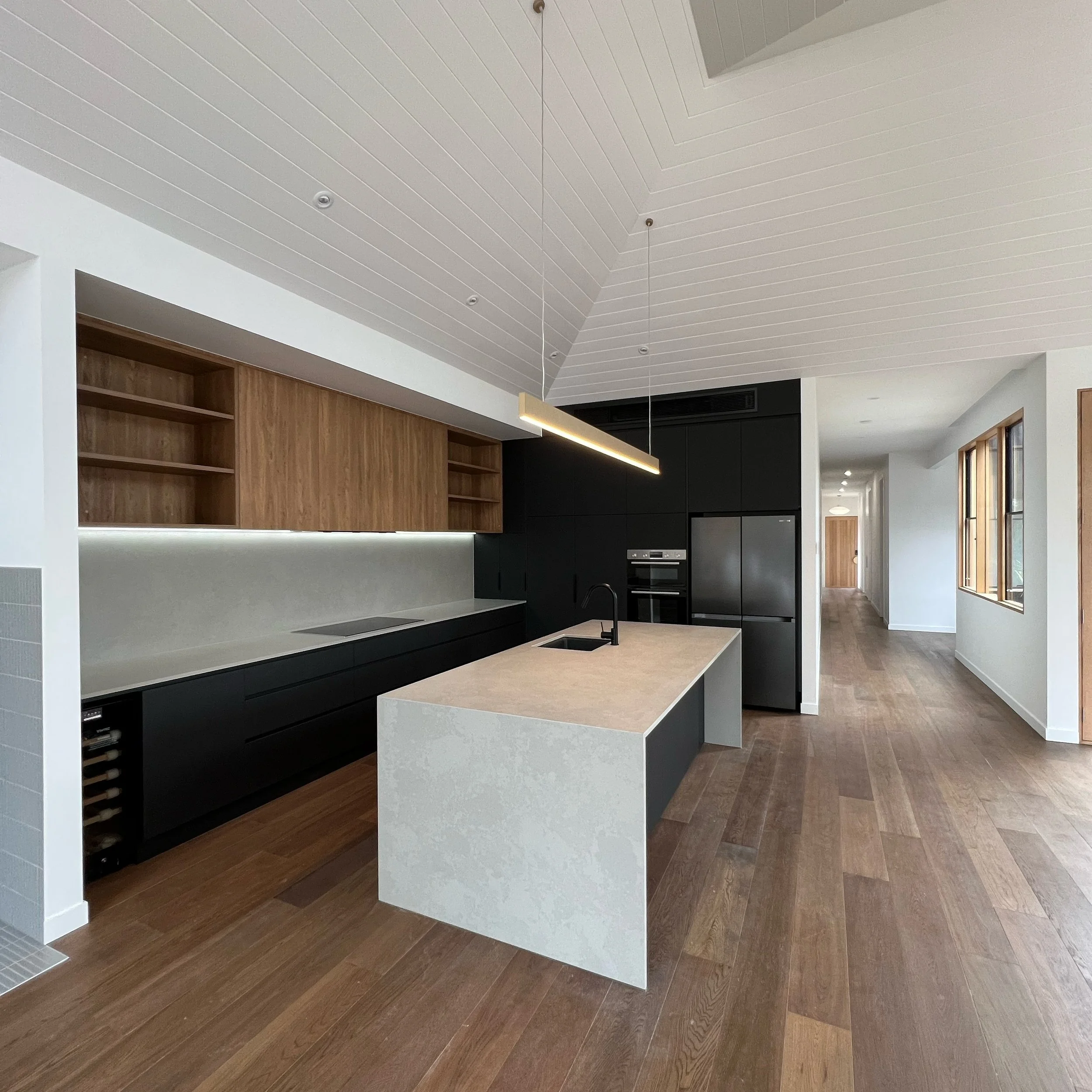 -NORTHCOTE-

#definitivebuilt #design #manage #build #melbourne #builder #customhomes #architecture #northcote