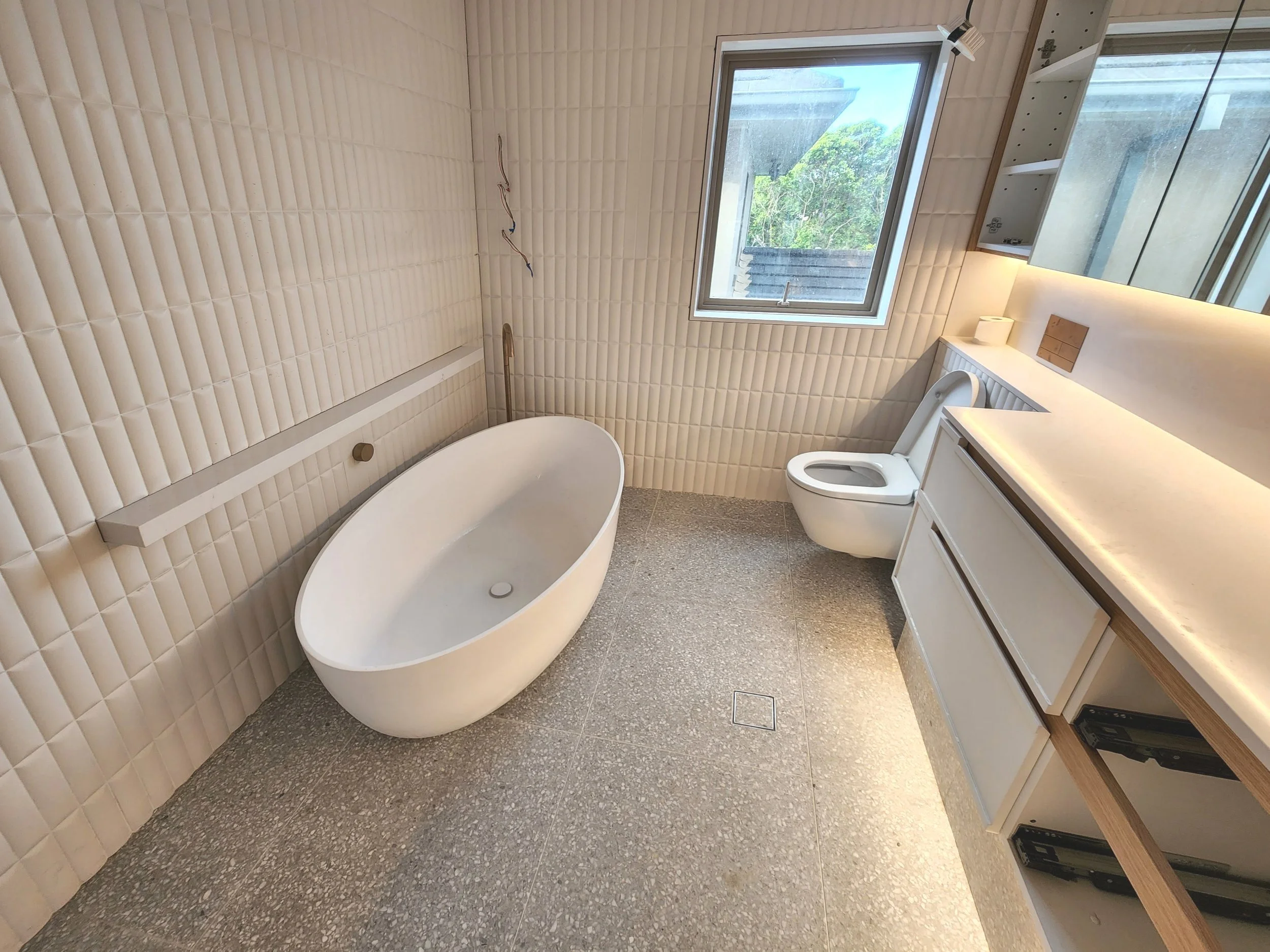 2025 Trends: Wet Room - Pros & Cons