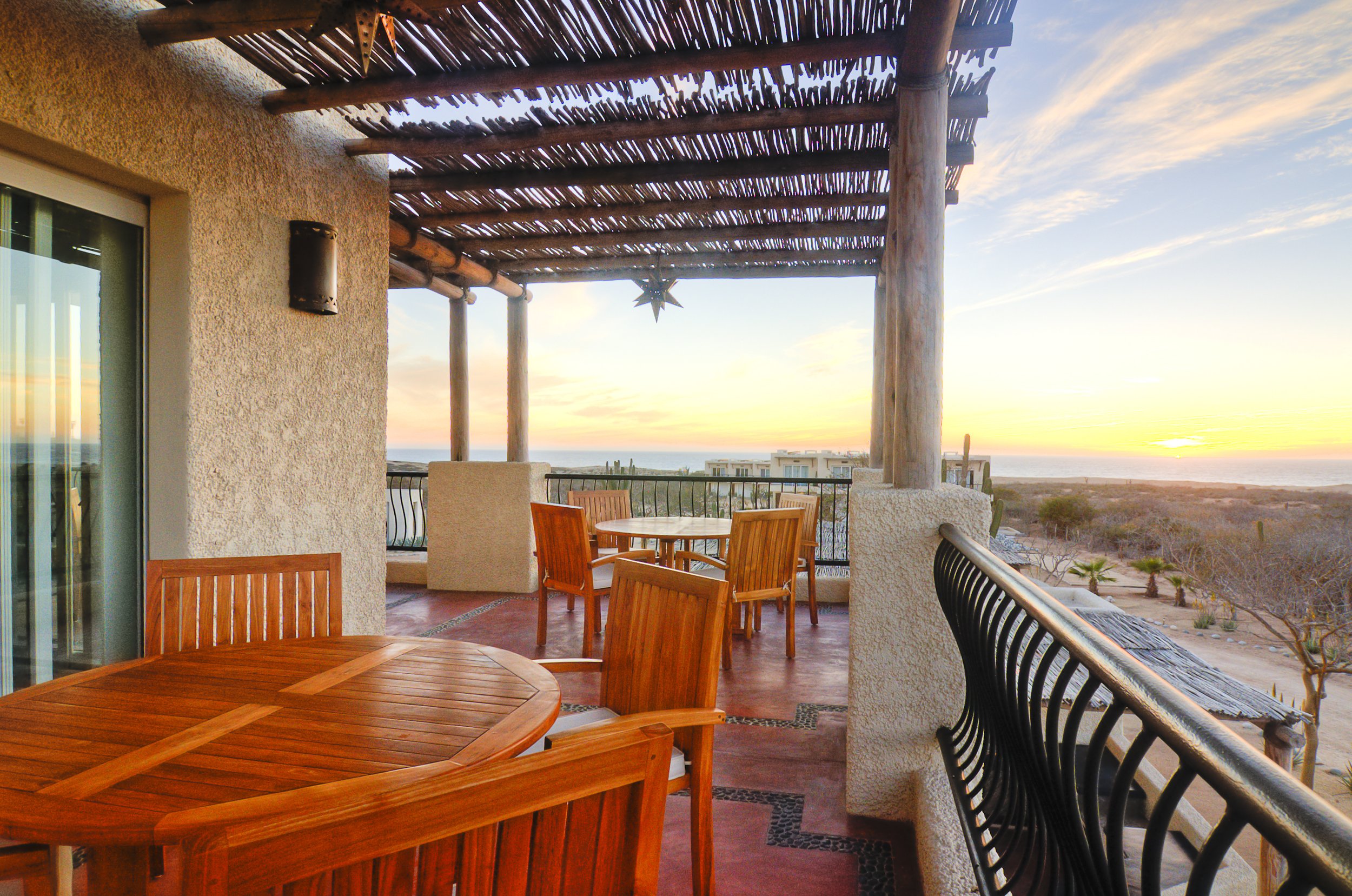 Dining Terrace.jpg