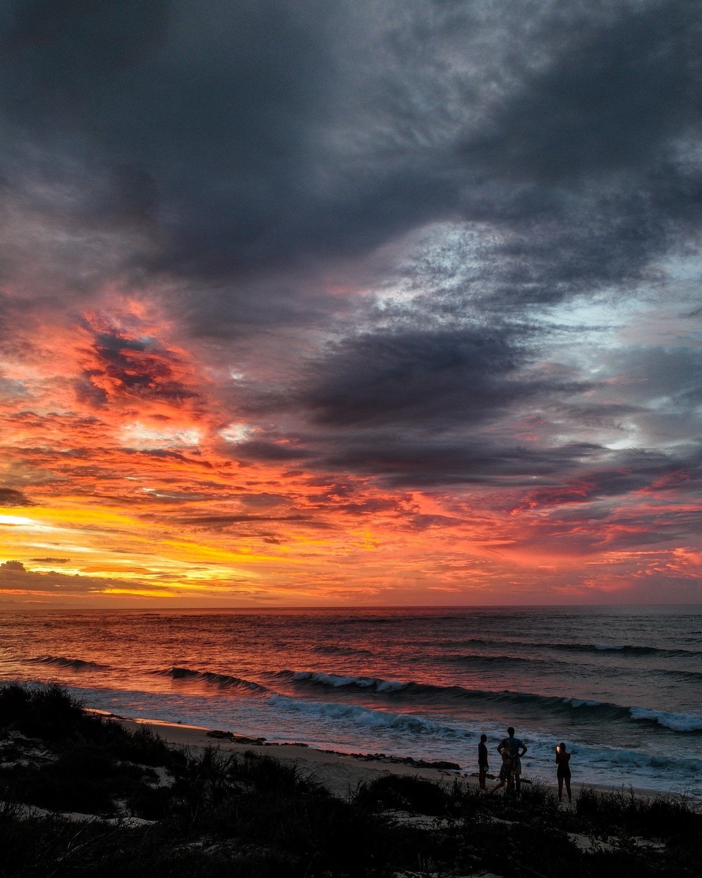 Exmouth Sunset, looking for hatchlings