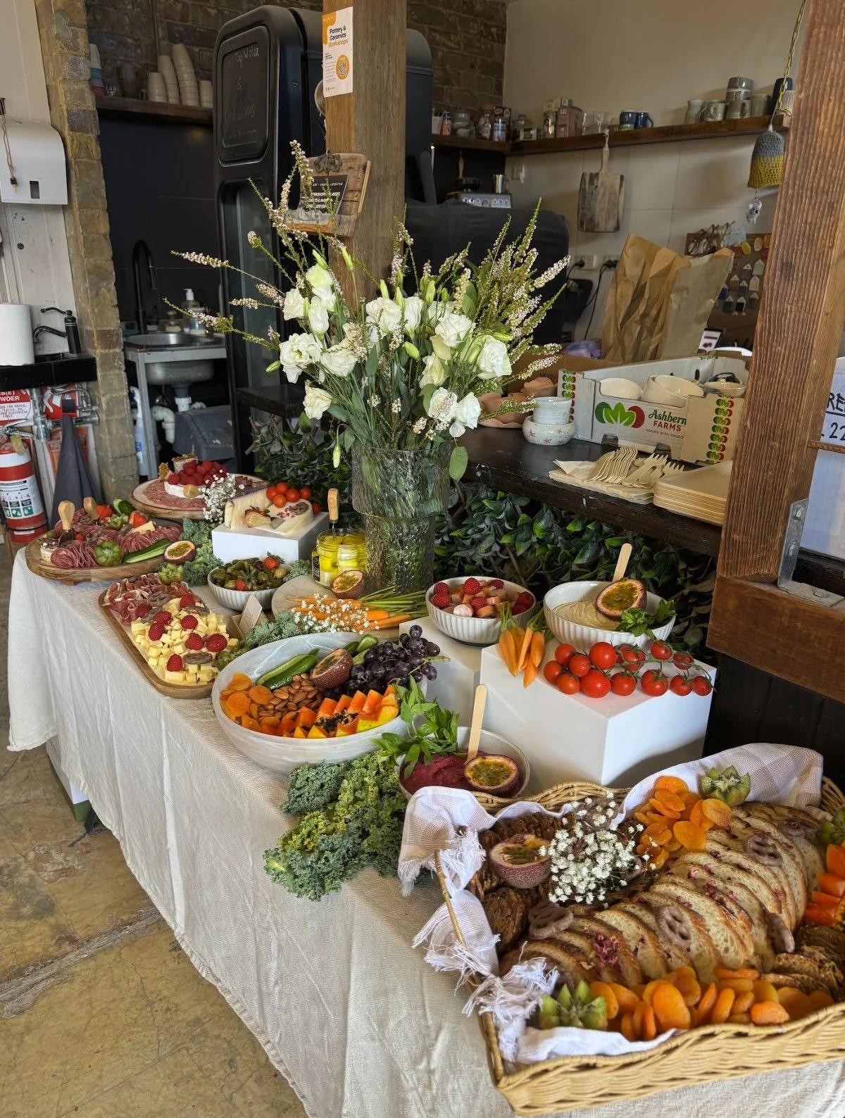 How Many People Does a Grazing Table Feed?