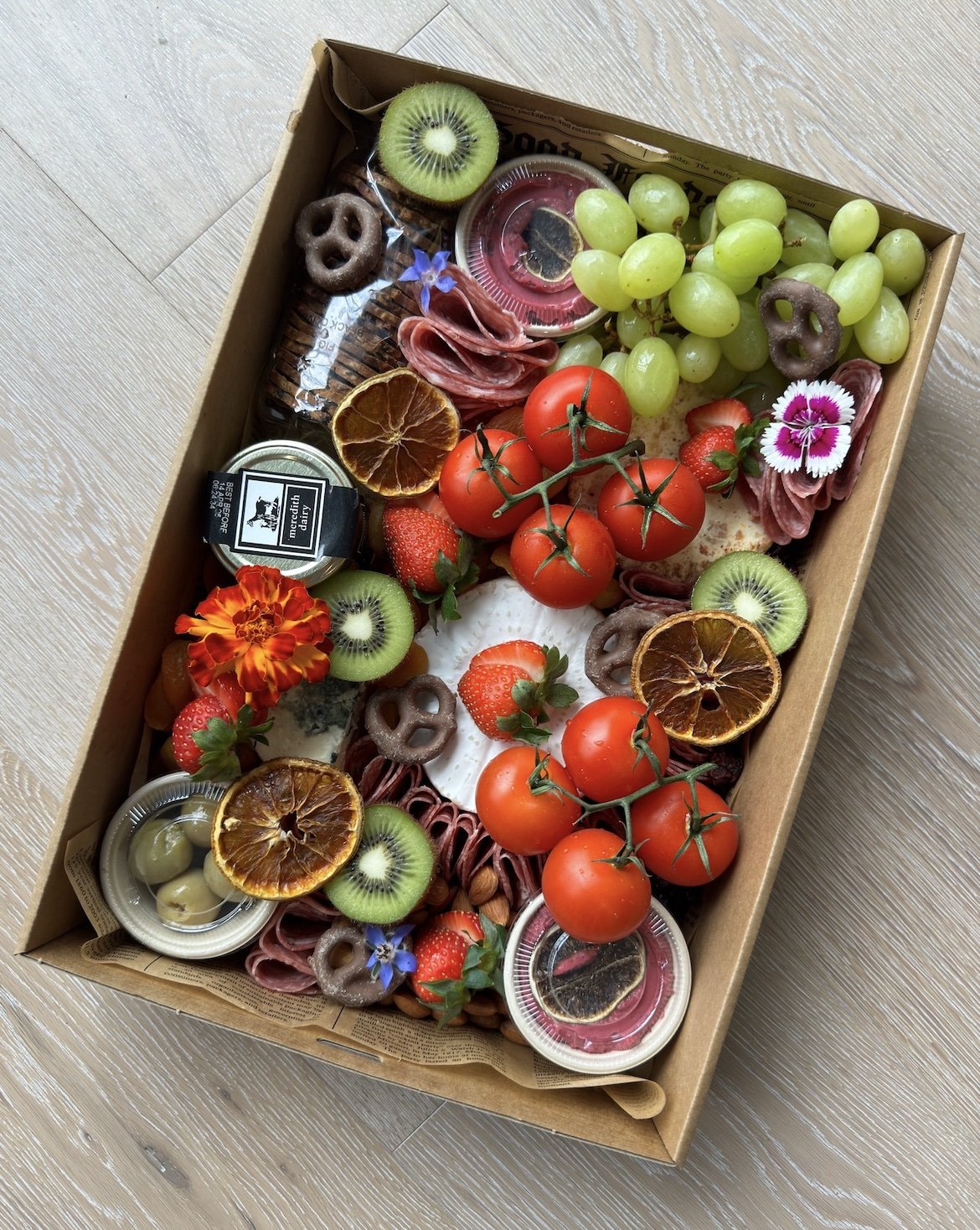 Medium Grazing Box