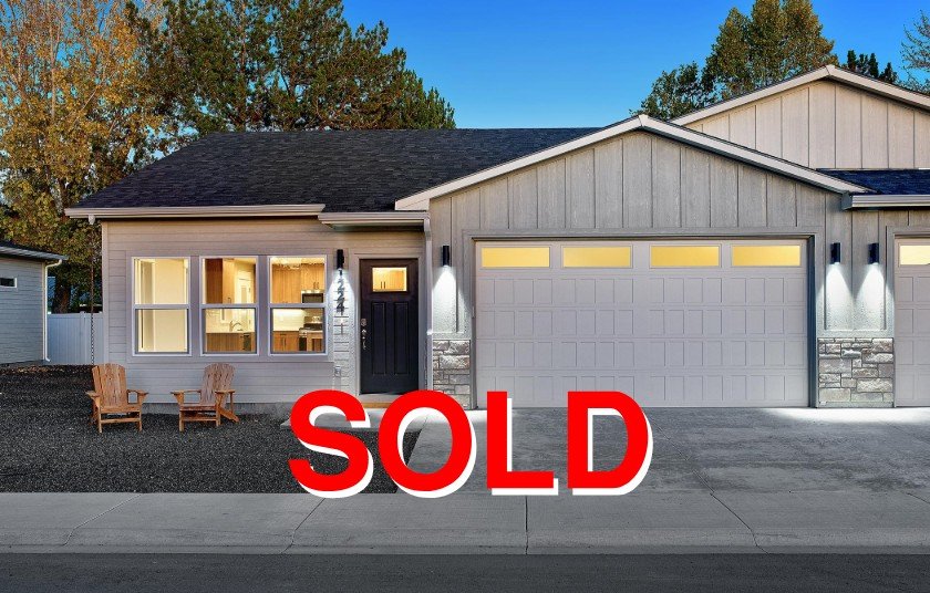 1224 Phillips Circle - SOLD