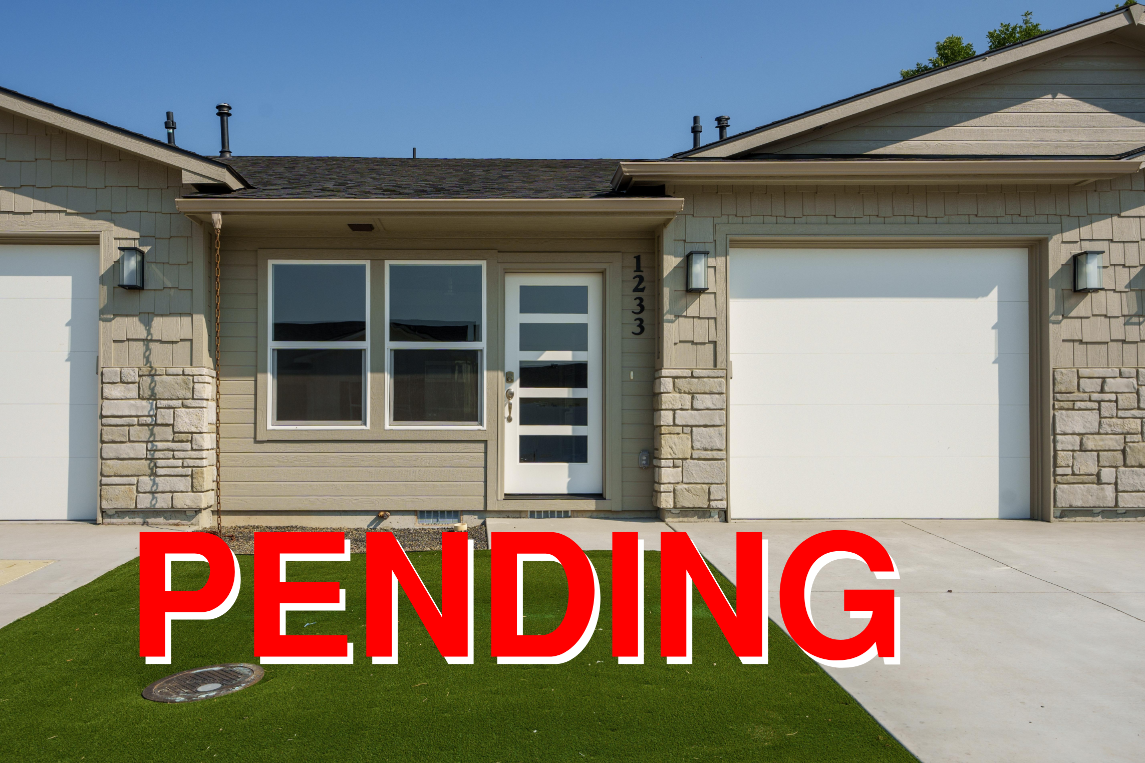 1233 Phillips Circle - Pending