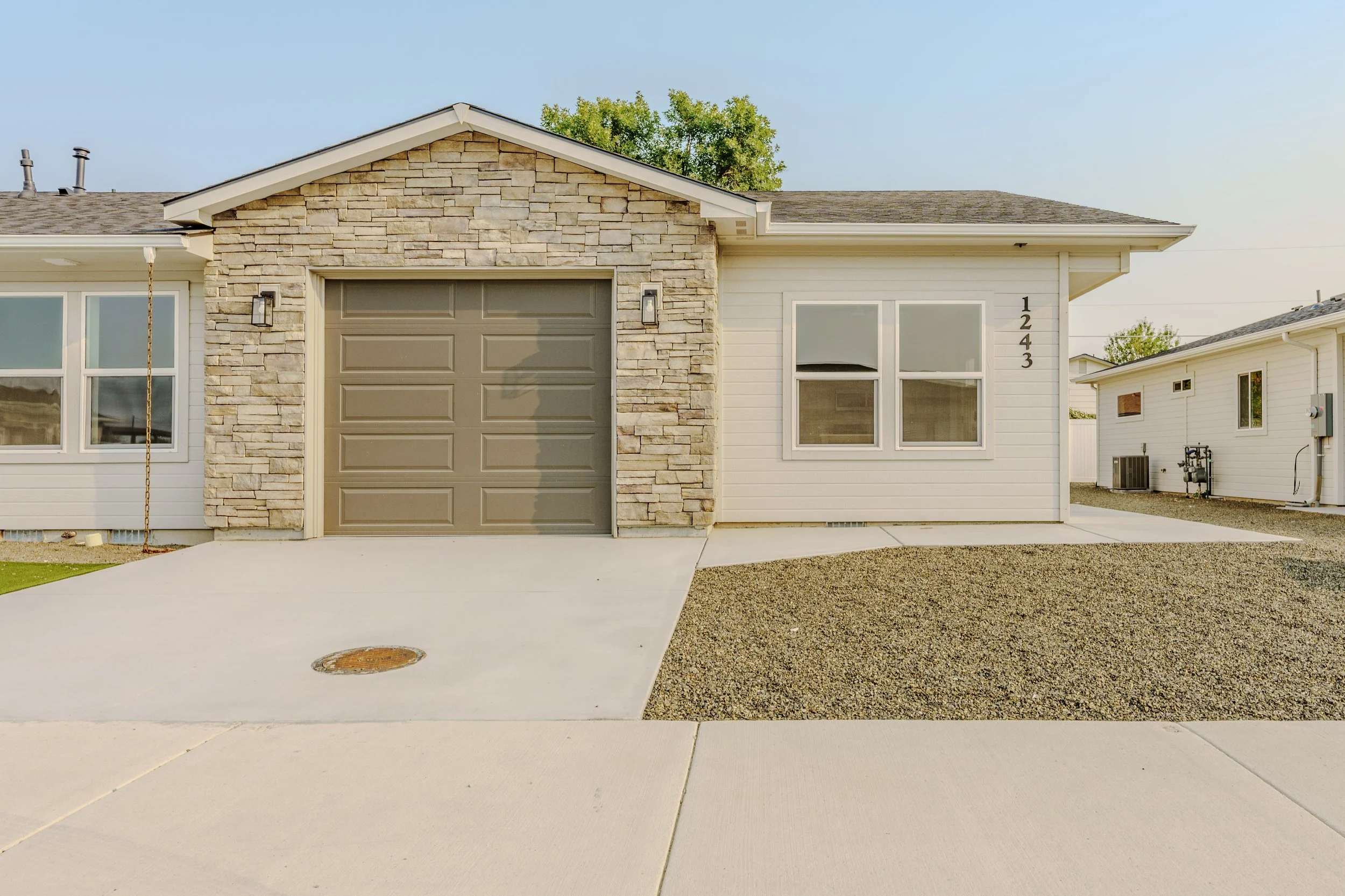 1243 Phillips Circle