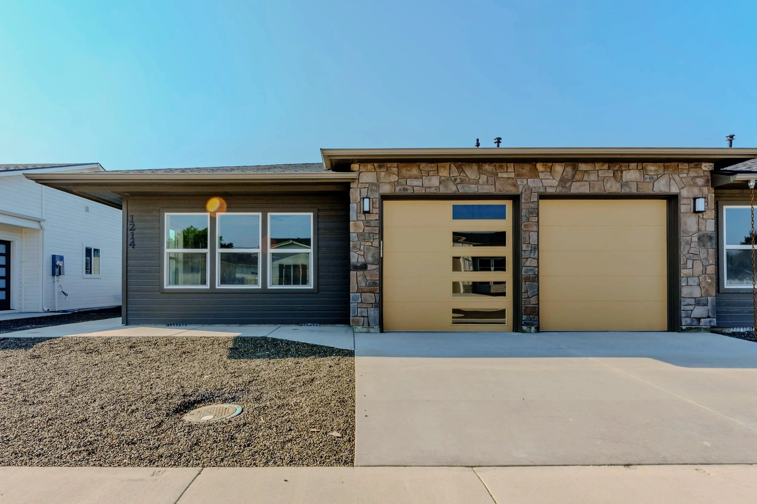 1214 Phillips Circle