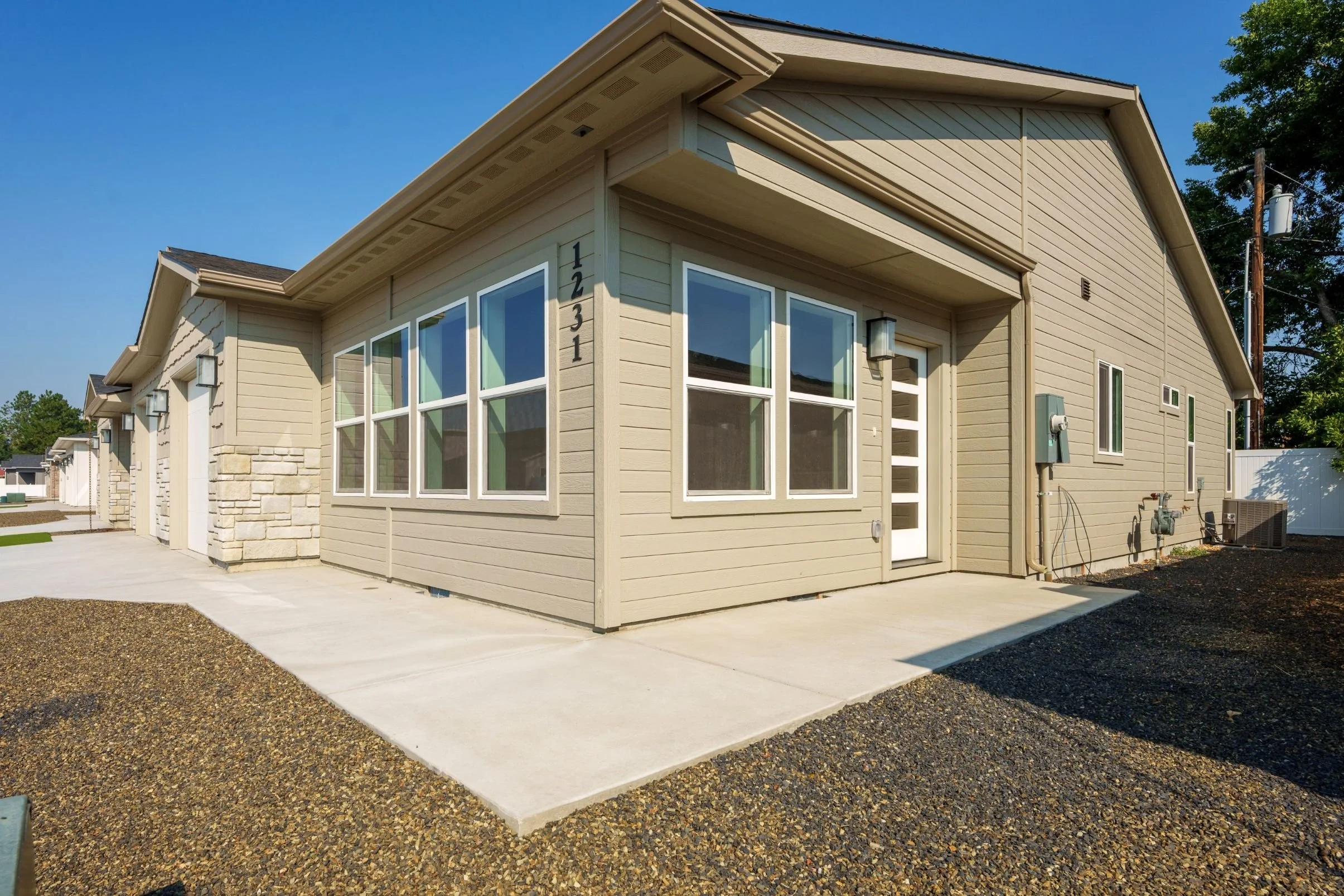 1231 Phillips Circle