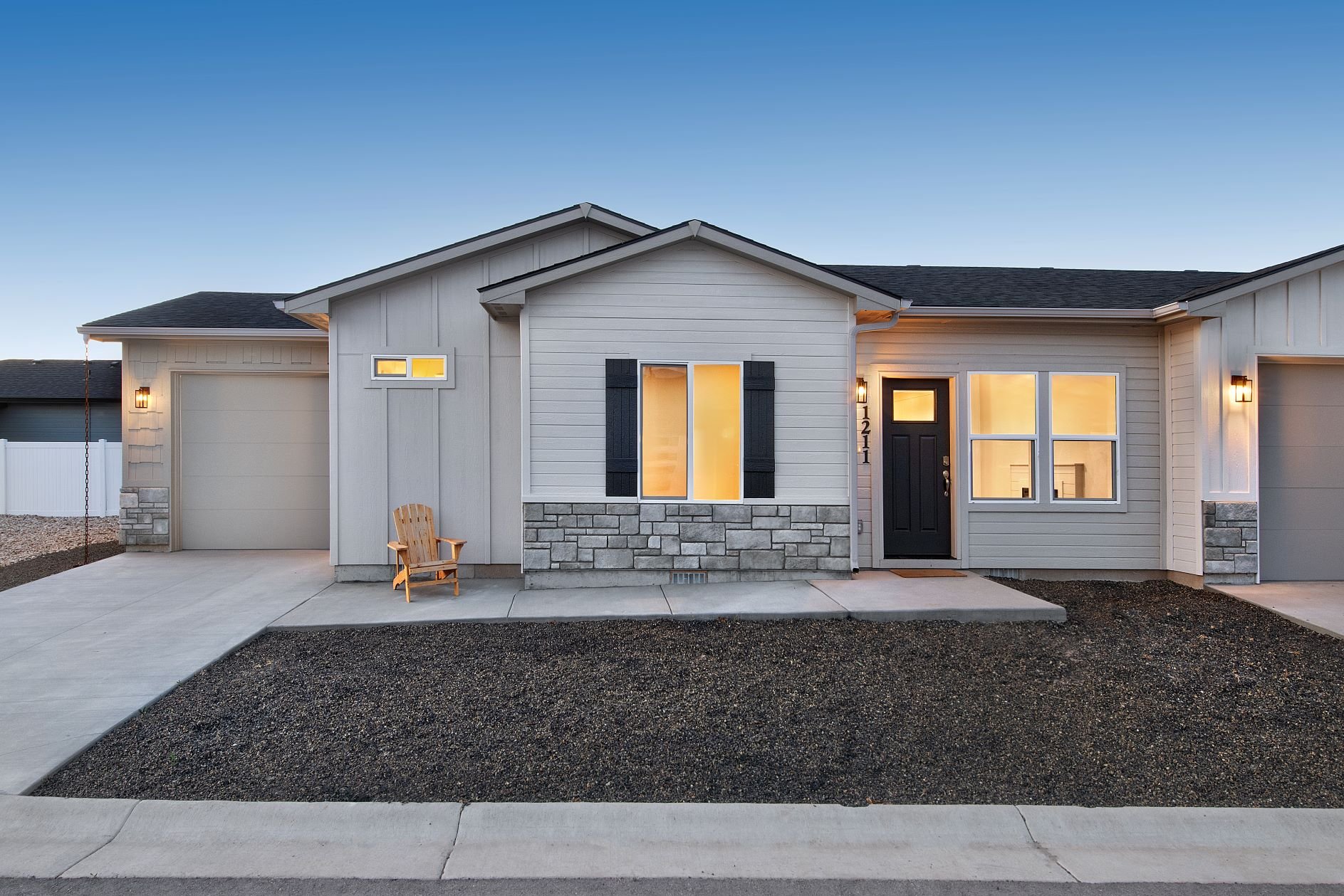 1211 Phillips Circle