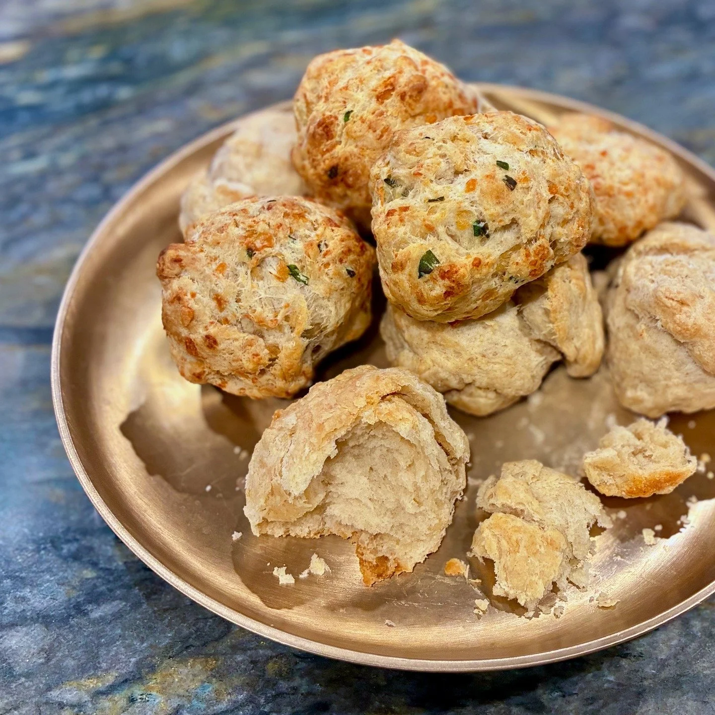 Sourdough Parmesan Scallion Biscuits #sourdough #cheese #biscuits #buttery #flaky