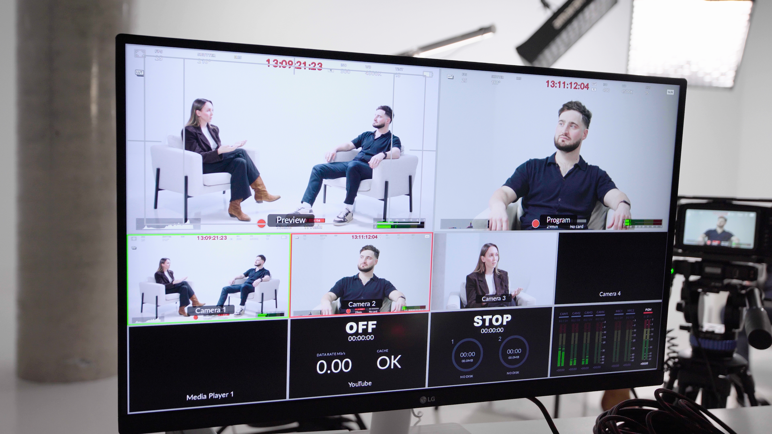 BTS WHITE STUDIO 2.png