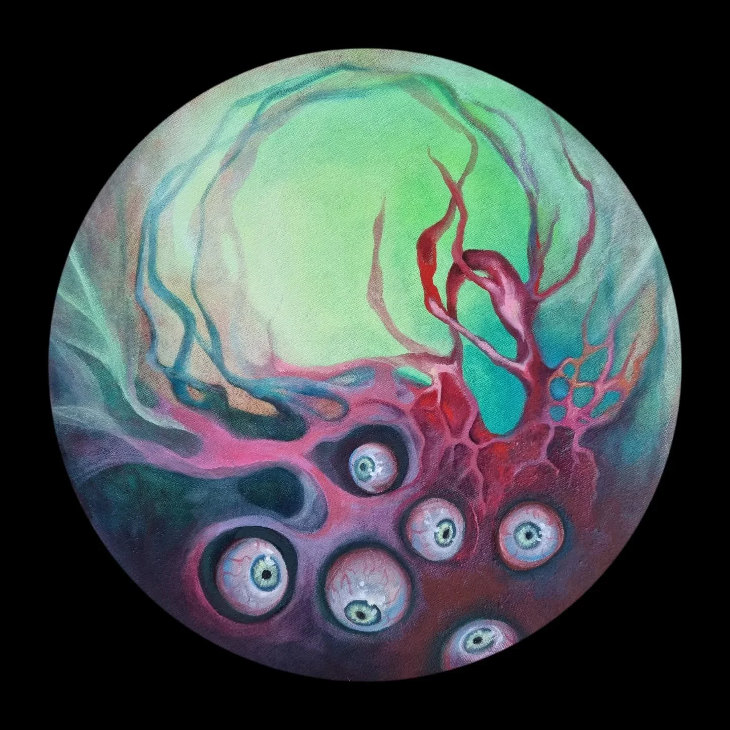 N&auml;kev&auml;

Joskus kauan sitten syntyi ensimm&auml;inen olento, joka n&auml;ki silmill&auml;&auml;n. Se n&auml;ki meren syvenev&auml;n pimeyden ja veden pinnalla auringon paisteen, ehk&auml; jotain muutakin. Kukaan muu ei n&auml;hnyt mit&auml;&