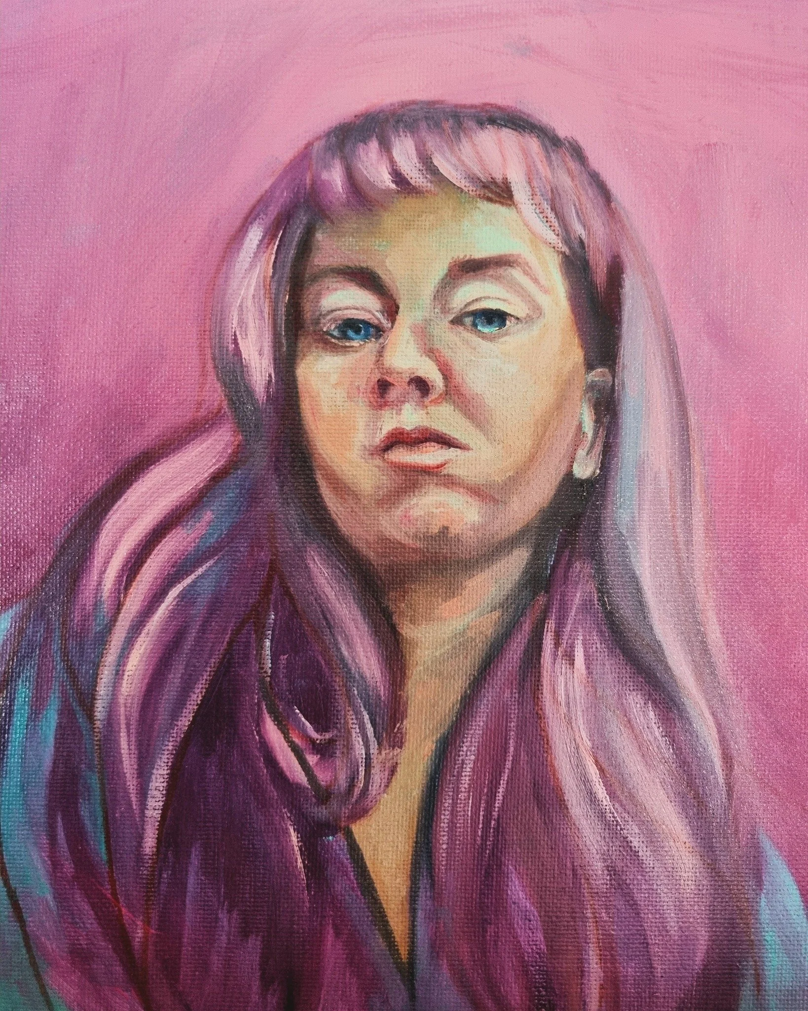 Naama. T&auml;ss&auml; jo jokin kuukausi sitten t&ouml;r&auml;ytetty pikku maalaus omasta naamasta, 22x27cm. Halusin haastaa perinteist&auml; selfieihannetta johon kuuluu huolella asetellut hiukset, meikki, alistuva yl&auml;kulma tai kulma suoraan ed