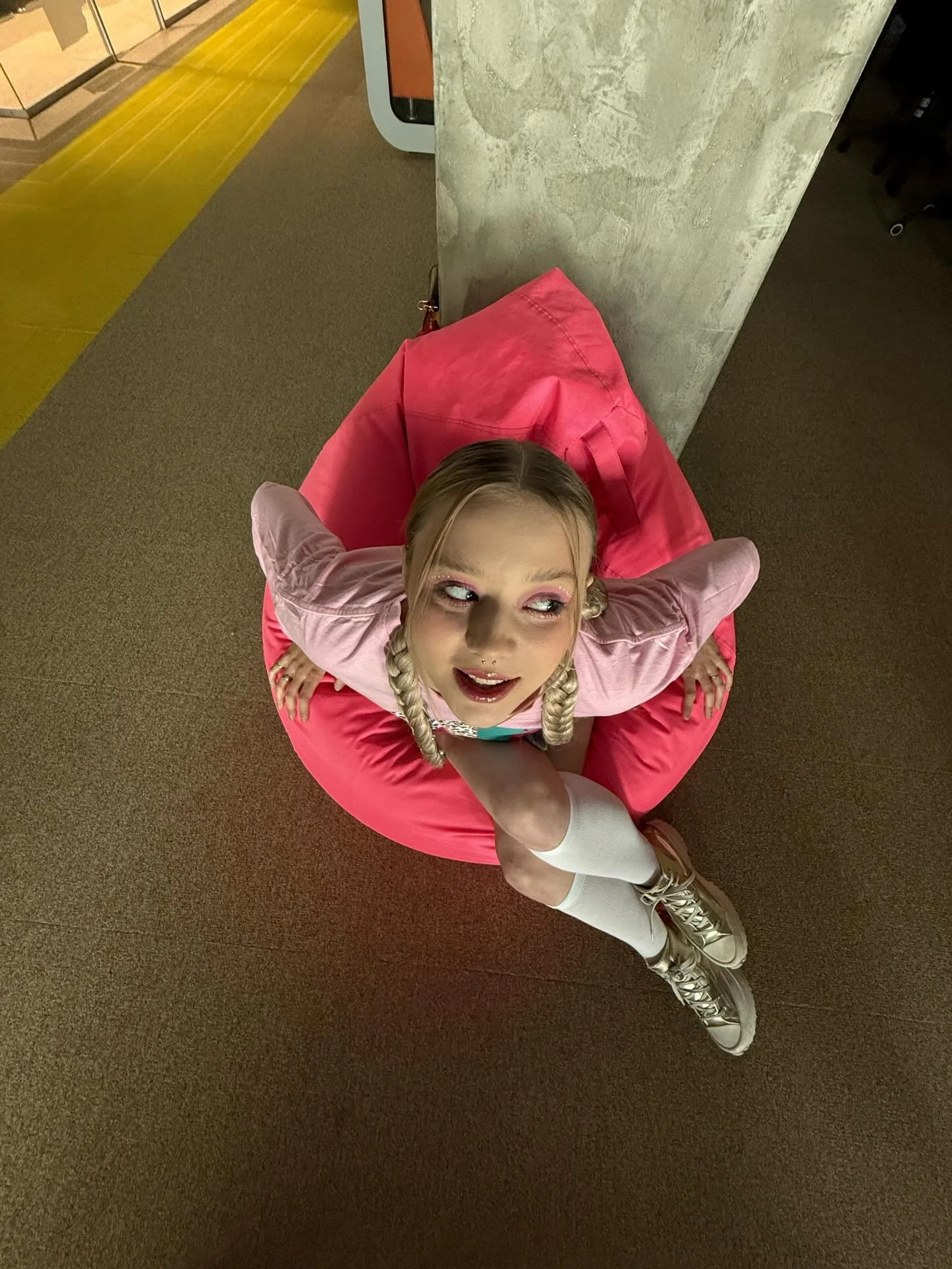 такий крутий день з @muvdonas 🎧🦋 дякую @kuzmichov.denys @fahot