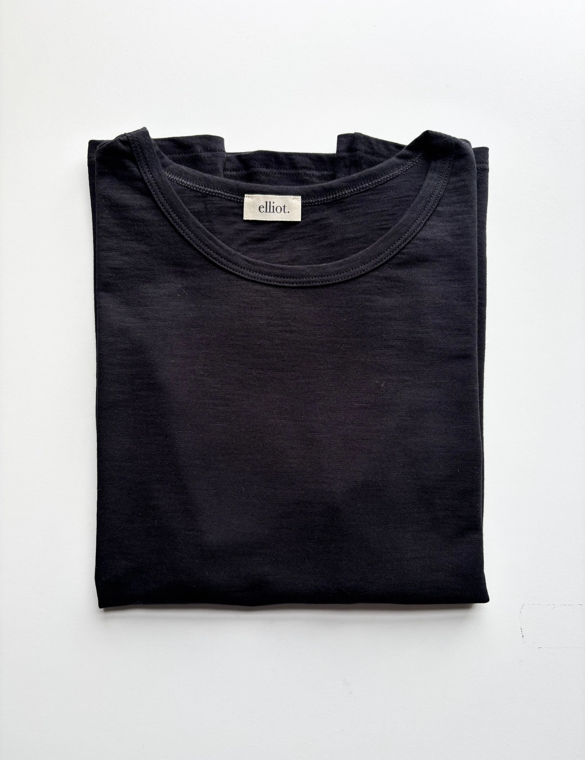 elliot. ORGANIC COTTON LONG SLEEVE TSHIRT_BLACK.jpg