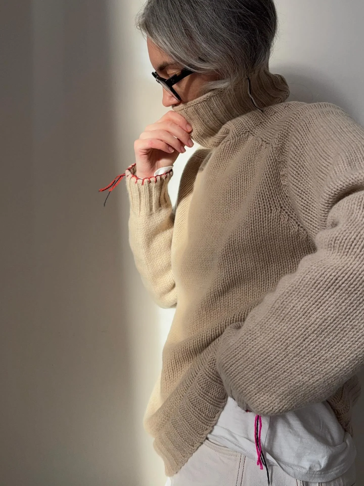 From Brighton to Glasgow and back
Really happy to make the connection with @susancarrollcooper - wearing all the shades of white in our Harry tee.
.
.
.
#organiccotton #baselayer #autumnlayers #findyourhappy