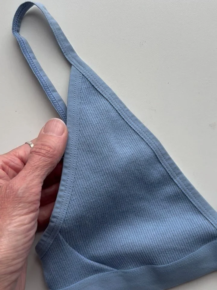 Because not everything is black and white 😘

Cornflower Blue organic cotton Carrie Soft Bra, Bettie Short, Frida Gym Knicker and Edie Tank - online now.

.

#buylessbuybetter #organiccotton #organicunderwear #findyourhappy