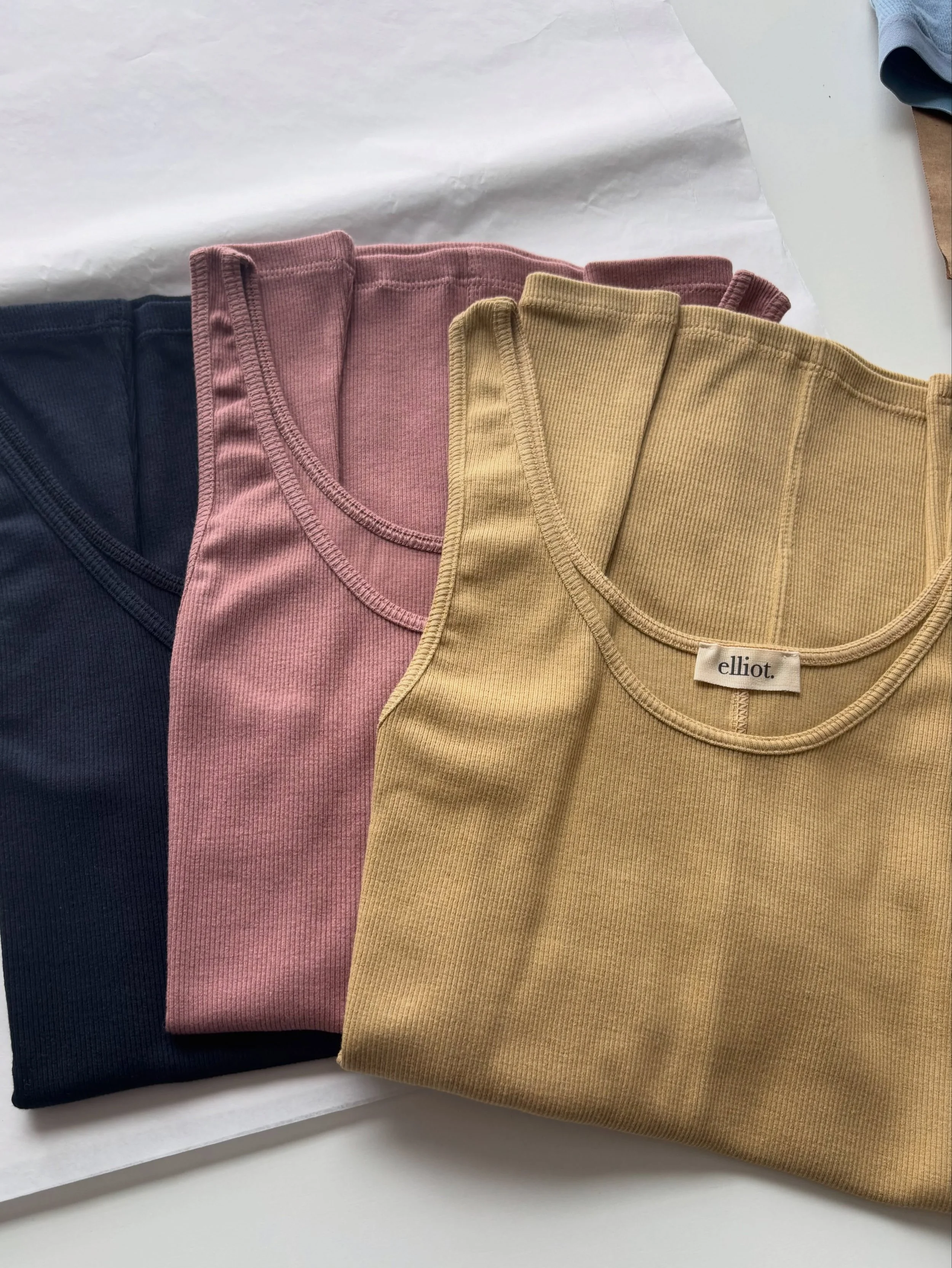A U T U M N  C O L O U R ✨

Super soft organic cotton loveliness, made with care in Spain.

.
.
#buylessbuybetter #organiccotton #organicunderwear