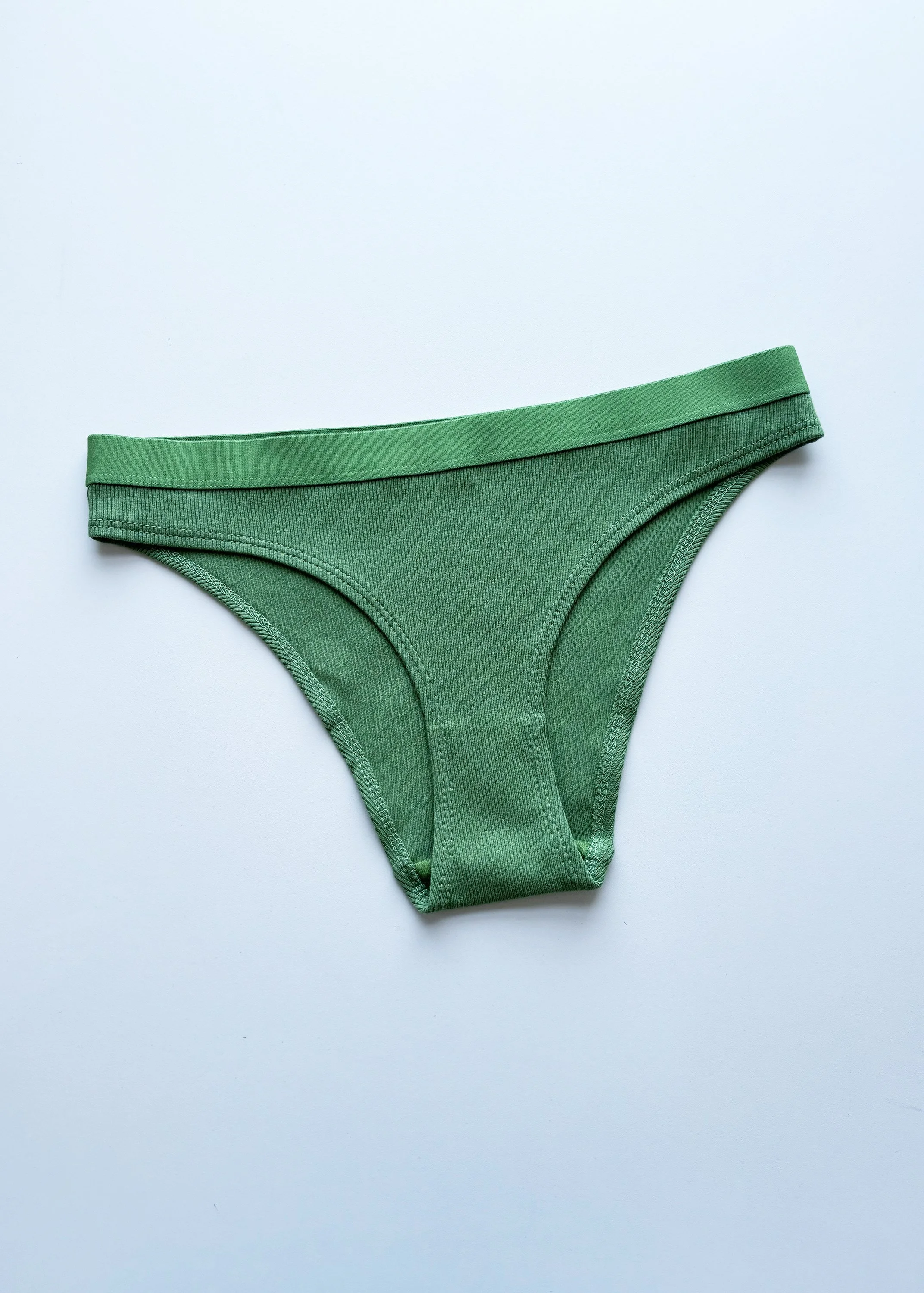 elliot. ORGANIC COTTON BIKINI BRIEF_CLOVER.jpg