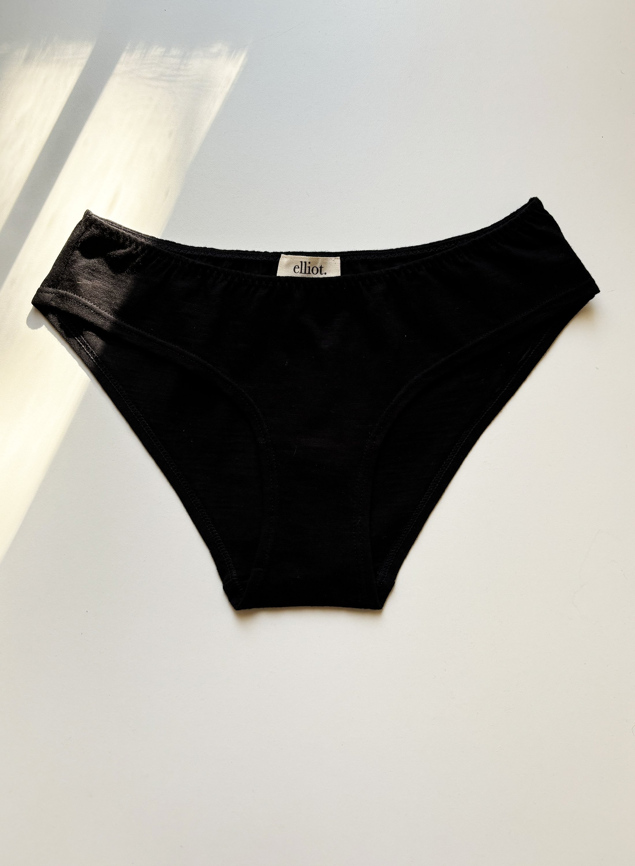 ORGANIC COTTON BIKINI BRIEF_BLACK.jpg