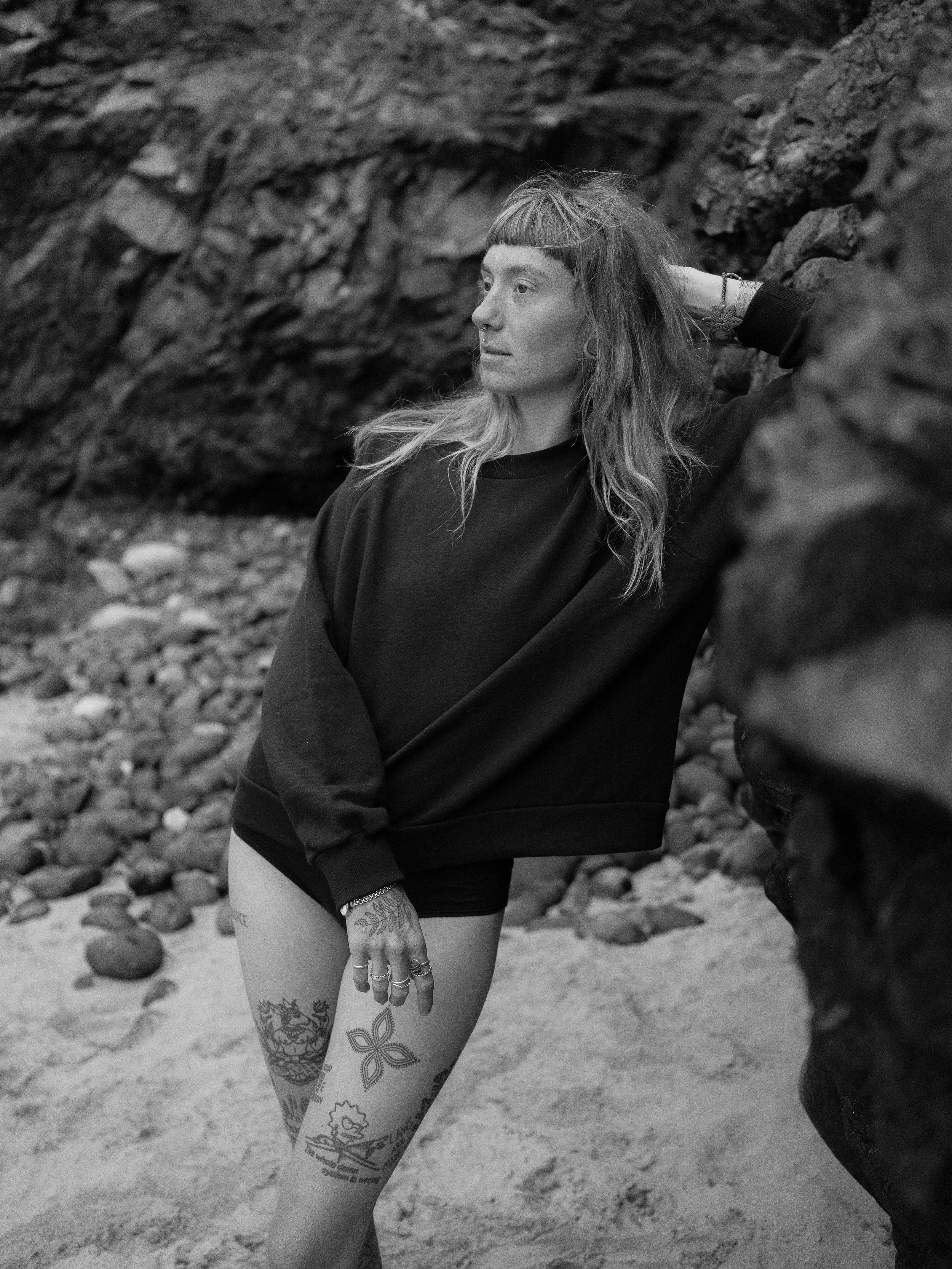 Joanie Sweat in Black Organic Cotton Loopback