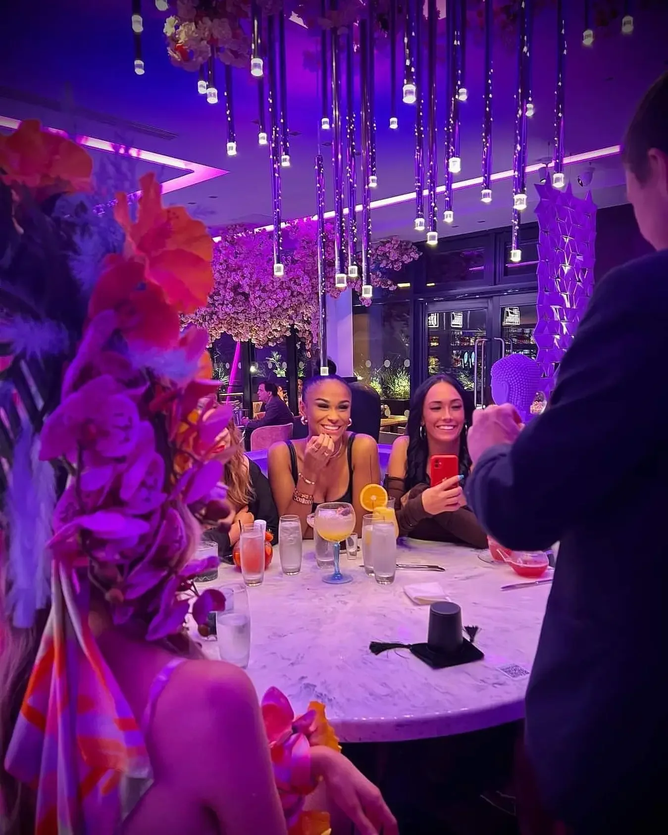Hastings Party Magician Just Saul entertaining guests at the Sussex Exchange