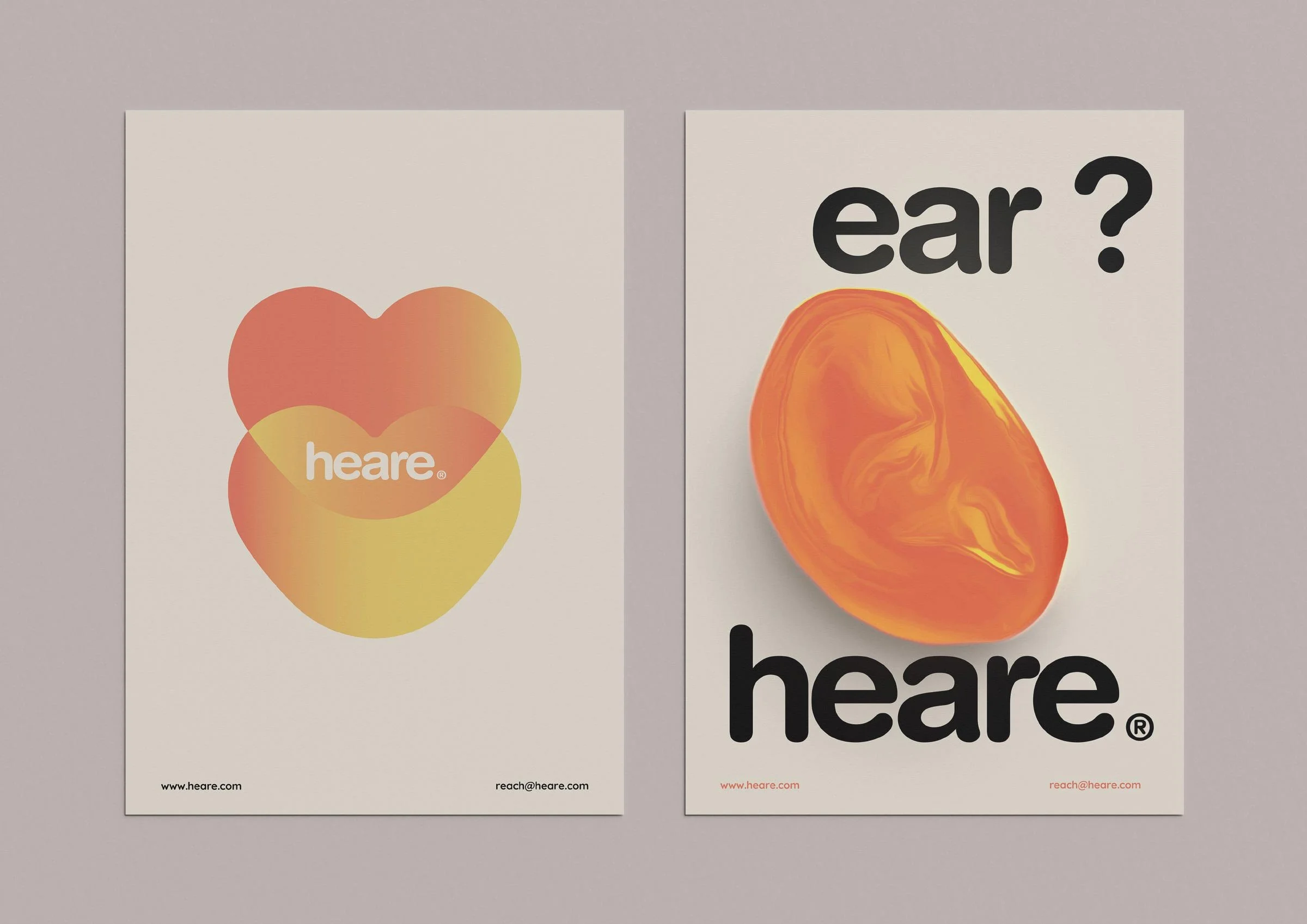 _0014_heare-A4-flyers-mockup-3.jpg