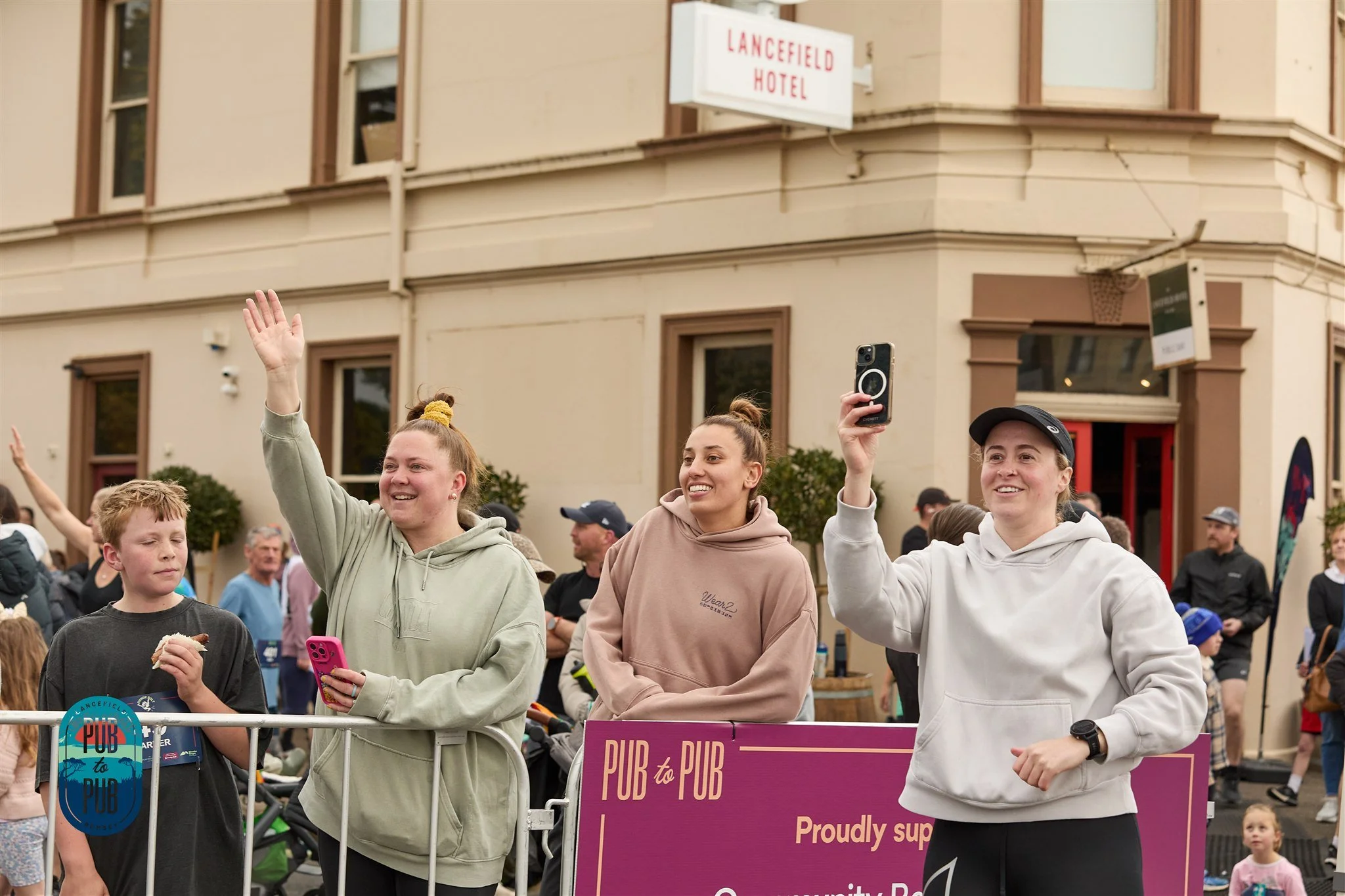 PUBTOPUB_21SEP25_022 WM.jpg