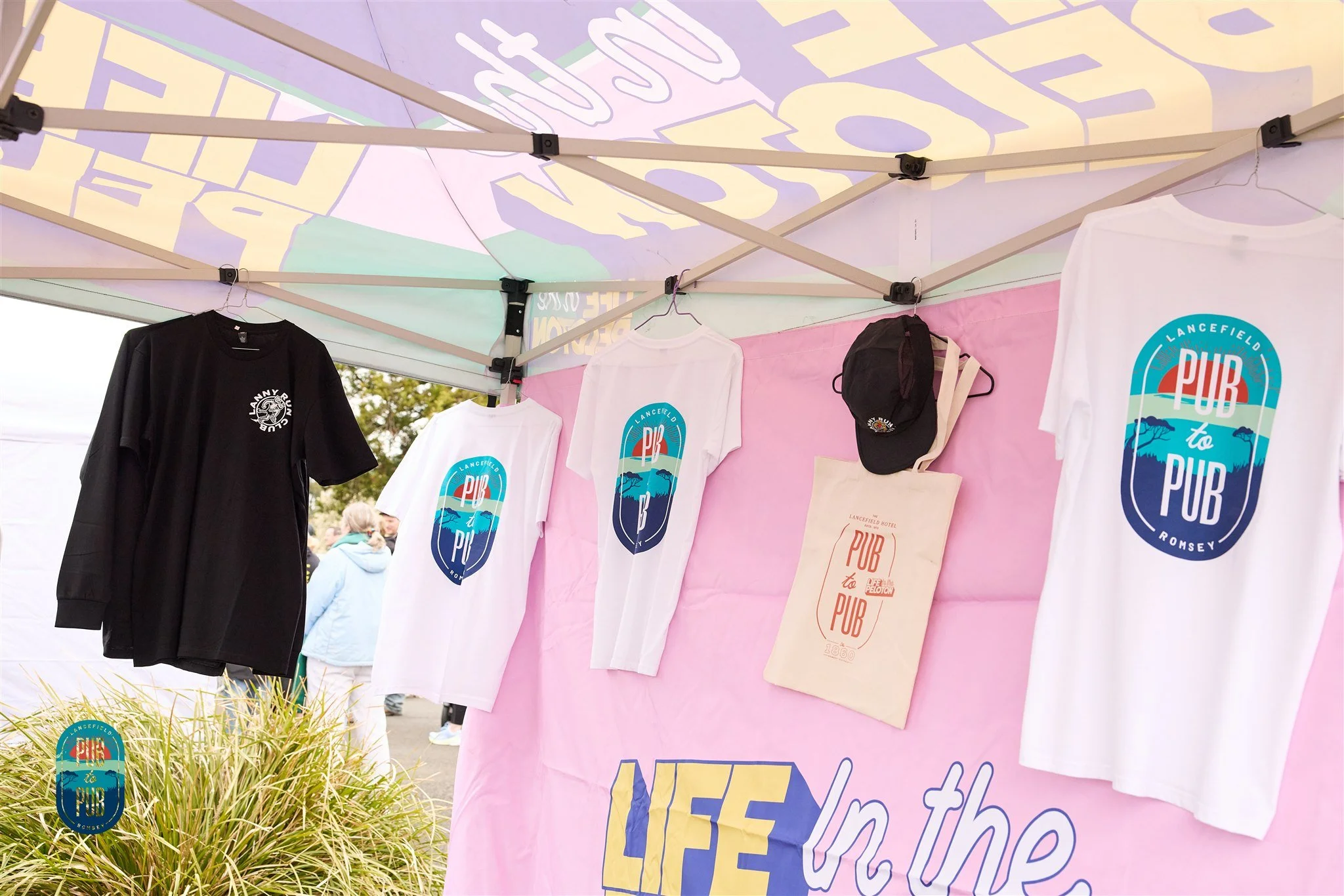 PUBTOPUB_21SEP25_220 WM.jpg