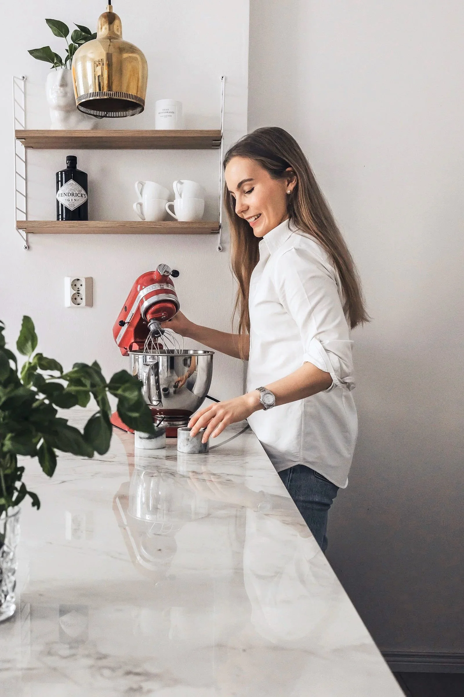 Hybridi kokonaistuotanto visuaalisille brändeille lifestyle-tyylillä. Julia Pärssinen.jpg