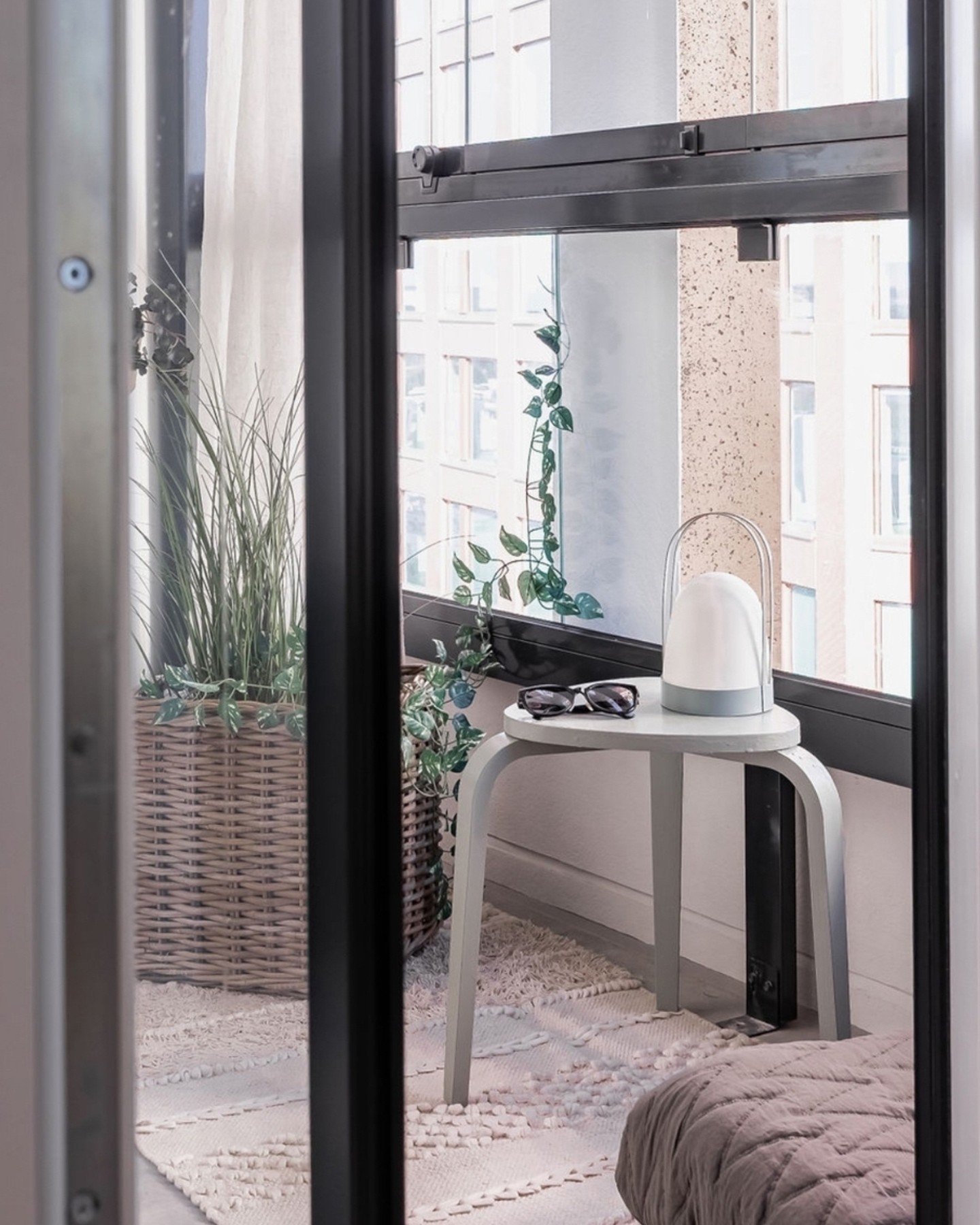 Client Love 🩵 
🩵 Kuvat 〰️ kalustus 〰️ digistailaus 〰️ inspiroiva kohdeesittely 

Komu Homes | kohde Sitadelli 5 |Vuokra-asuntojen markkinointimateriaalit

&rdquo; Tervetuloa urbaaniin sykkeeseen, jossa moderni asuminen kohtaa luonnon rauhan.

Kiinn