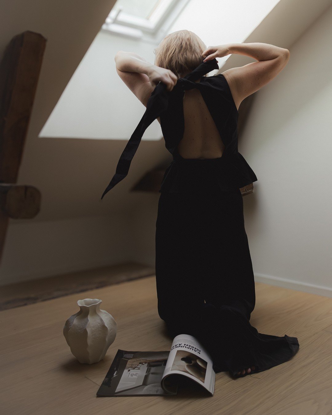 ⏜ Visual identity in  motion ⏝

-- kuvassa saa olla pient&auml; liikett&auml;: k&auml;den heilautus, askeleen nosto, vaatteen helman oikaisu. Liike tuo kuviin eloa ja mielenkiintoa ❤︎

Kuvasin n&auml;m&auml; br&auml;ndikuvat itsen&auml;isesti ja heil