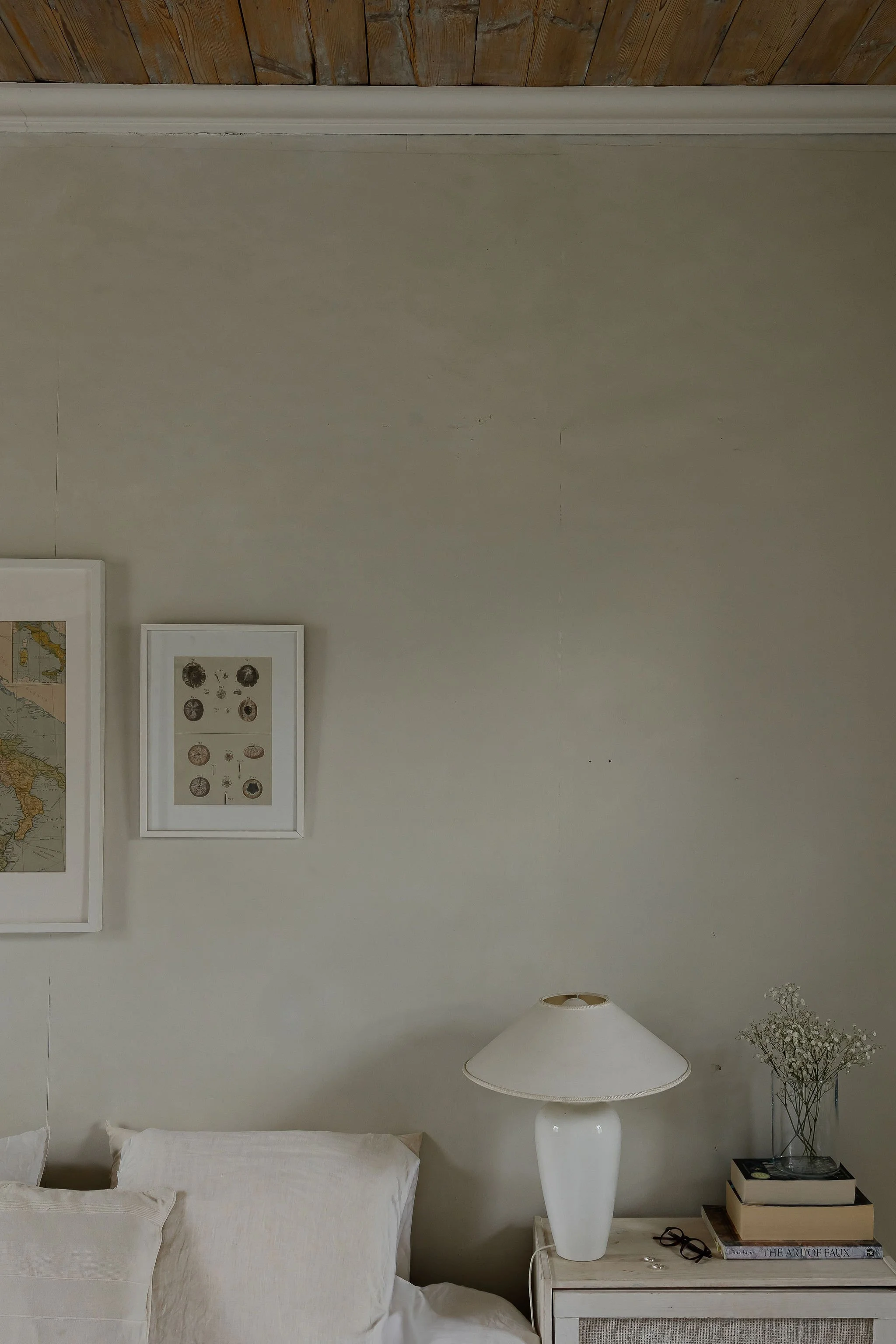 Lifestyle- ja brändikuvaus osana visuaalista kokonaistuotantoa.