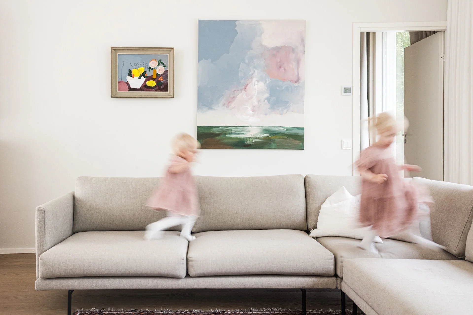 Brändin visuaalinen kokonaisuus tarinallisessa ympäristössä