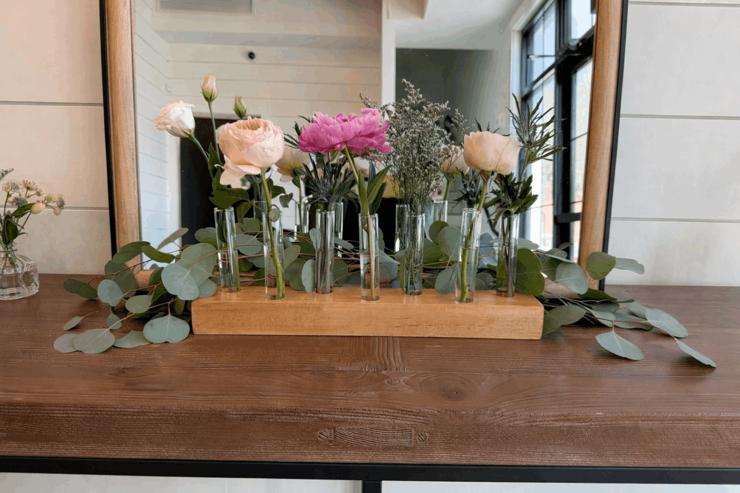 Wooden Flower Holder