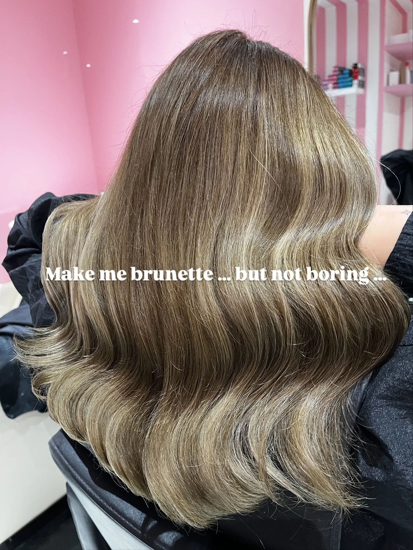 Brunette &hellip; but not boring &hellip; 🤎

I LOVE a full head tinted, glossy brunette tone but sometimes, brunettes need something more.

Now I have first hand experience of being a brunette, asking for a balayage and leaving the salon blonde.

It