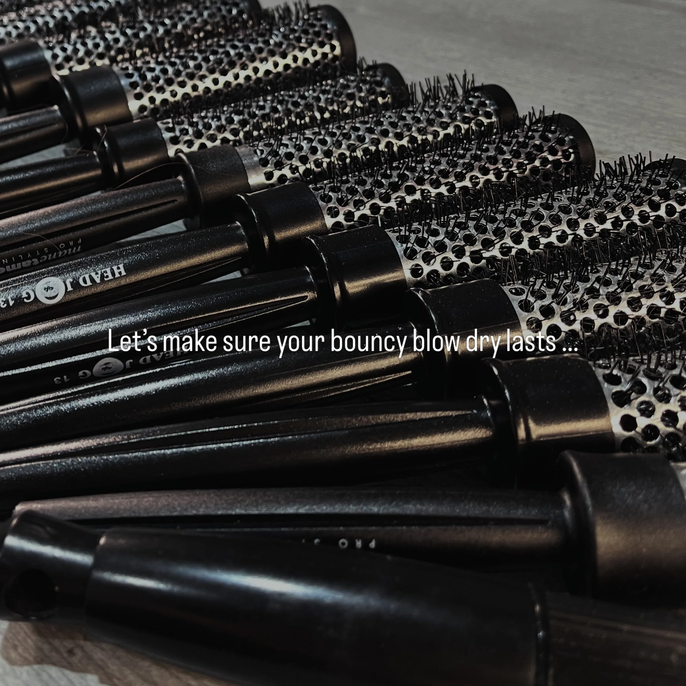 Here&rsquo;s what you need to know &hellip; 

If you want perfect hair, it&rsquo;s all about technique and timing! 

A brush in blow dry allows your hair to set into the perfect bounce for longer lasting volume and curl.

You can then pick how you le