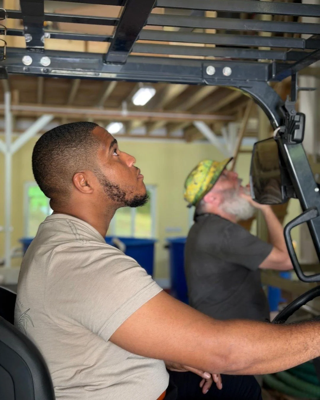 Movin and groovin in the barrel room!  New barrels added for aging - can't wait to see how they turn out!

....
Did you know our organic, Caribbean crafted @RosalieBayDistillery single rum is produced and shipped sustainably? We can track the sugar c