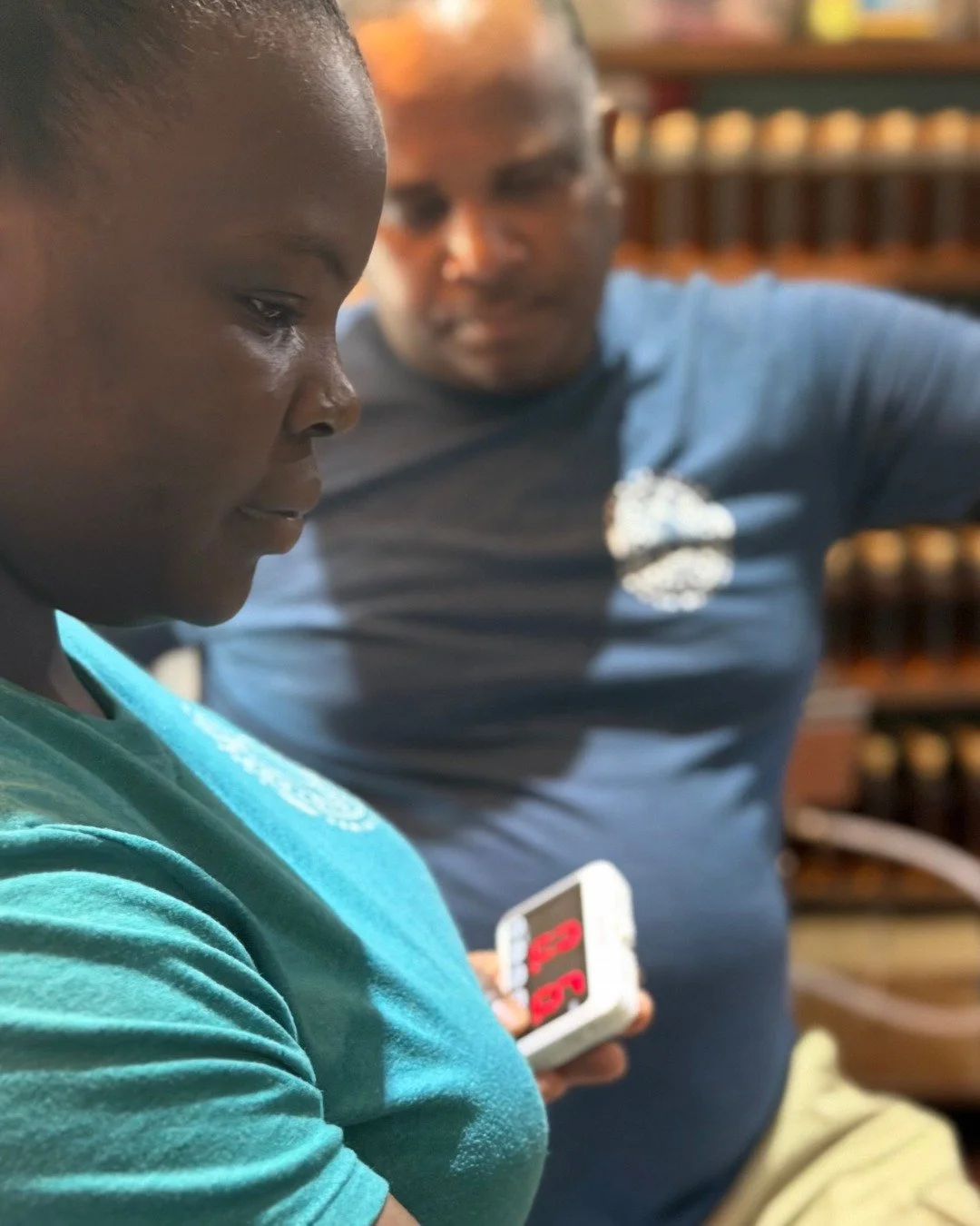 Welcome Merissa, our newest distiller, to the team! Here she is learning how to measure flow rate on the small still used for liqueurs.

....
Did you know our organic, Caribbean crafted @RosalieBayDistillery single rum is produced and shipped sustain