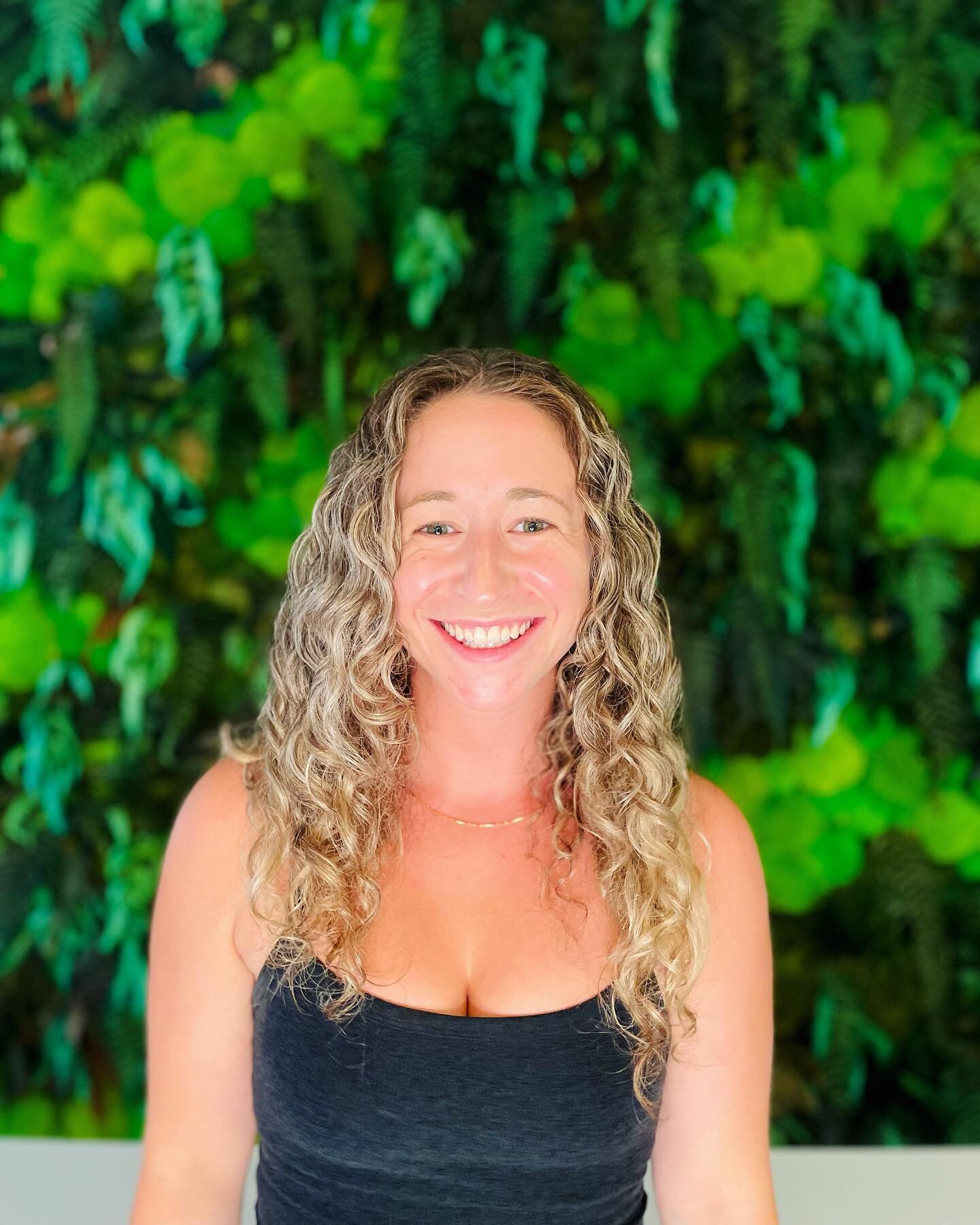 ✨New mental health focused yoga classes and workshops @astute_counseling_wellness in Lakeview! ✨

My yoga journey began with greater awareness of my mental/emotional states and all the parts that make up my internal system. 

Expanding my understandi