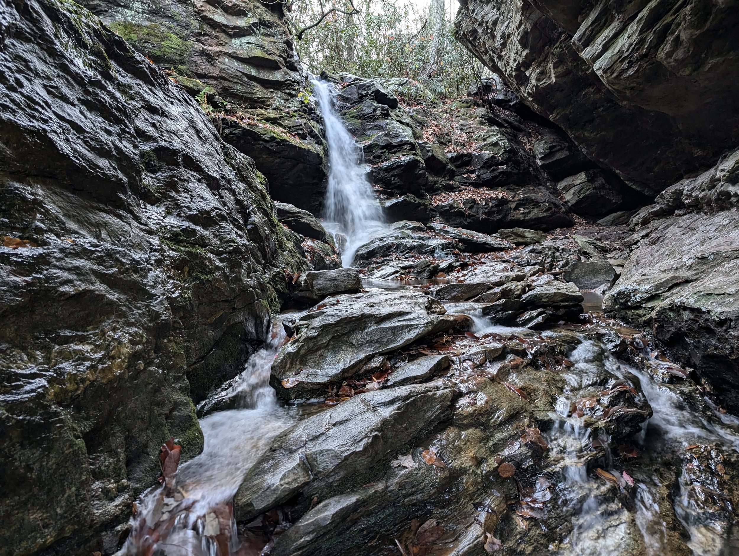 PXL_20241111_214110295.LONG_EXPOSURE-01.COVER.jpg