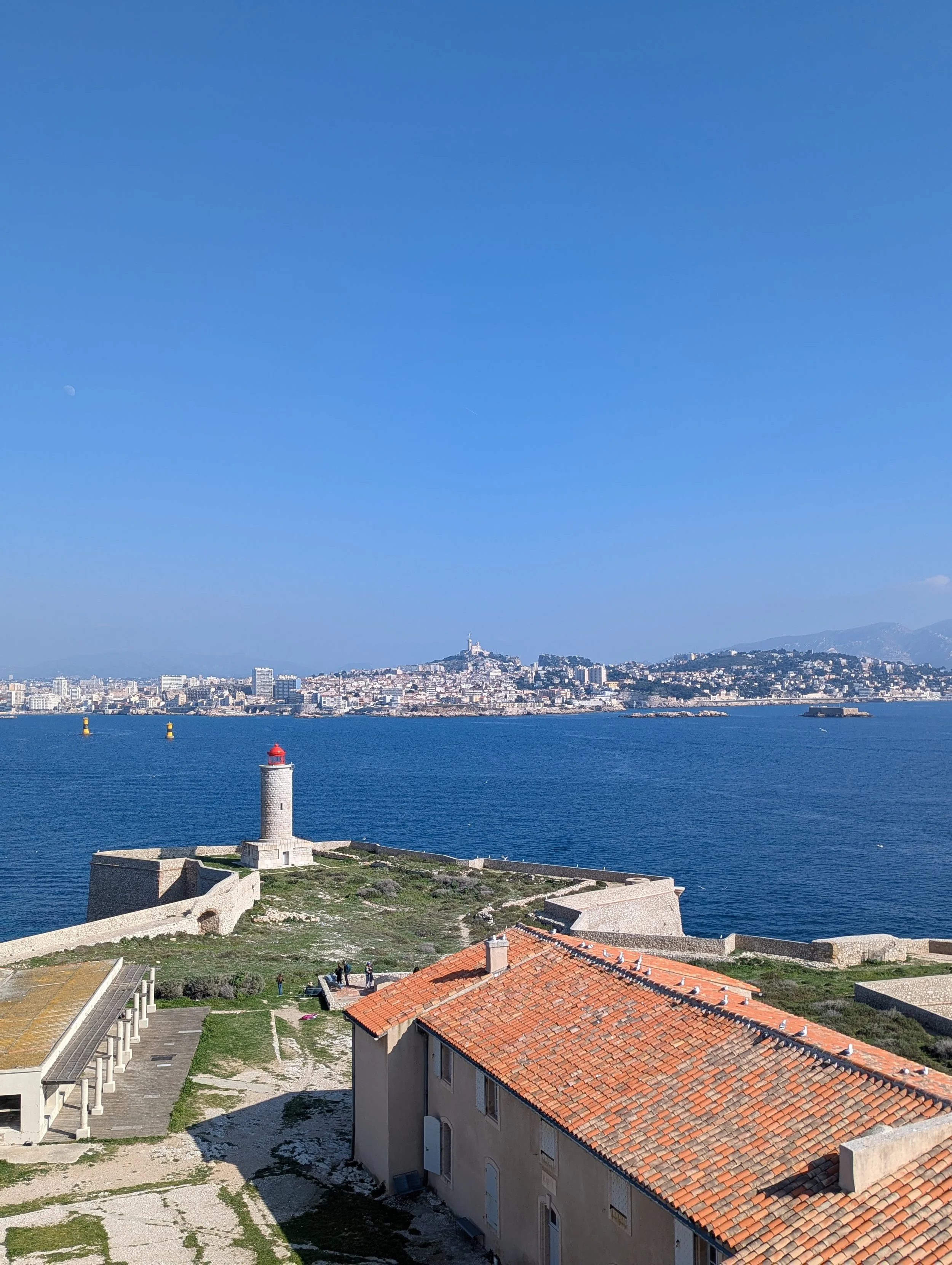 Marseille view from Chateau d_If.jpg
