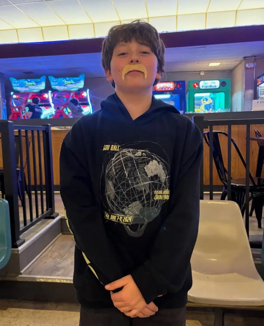 385913024.jpg