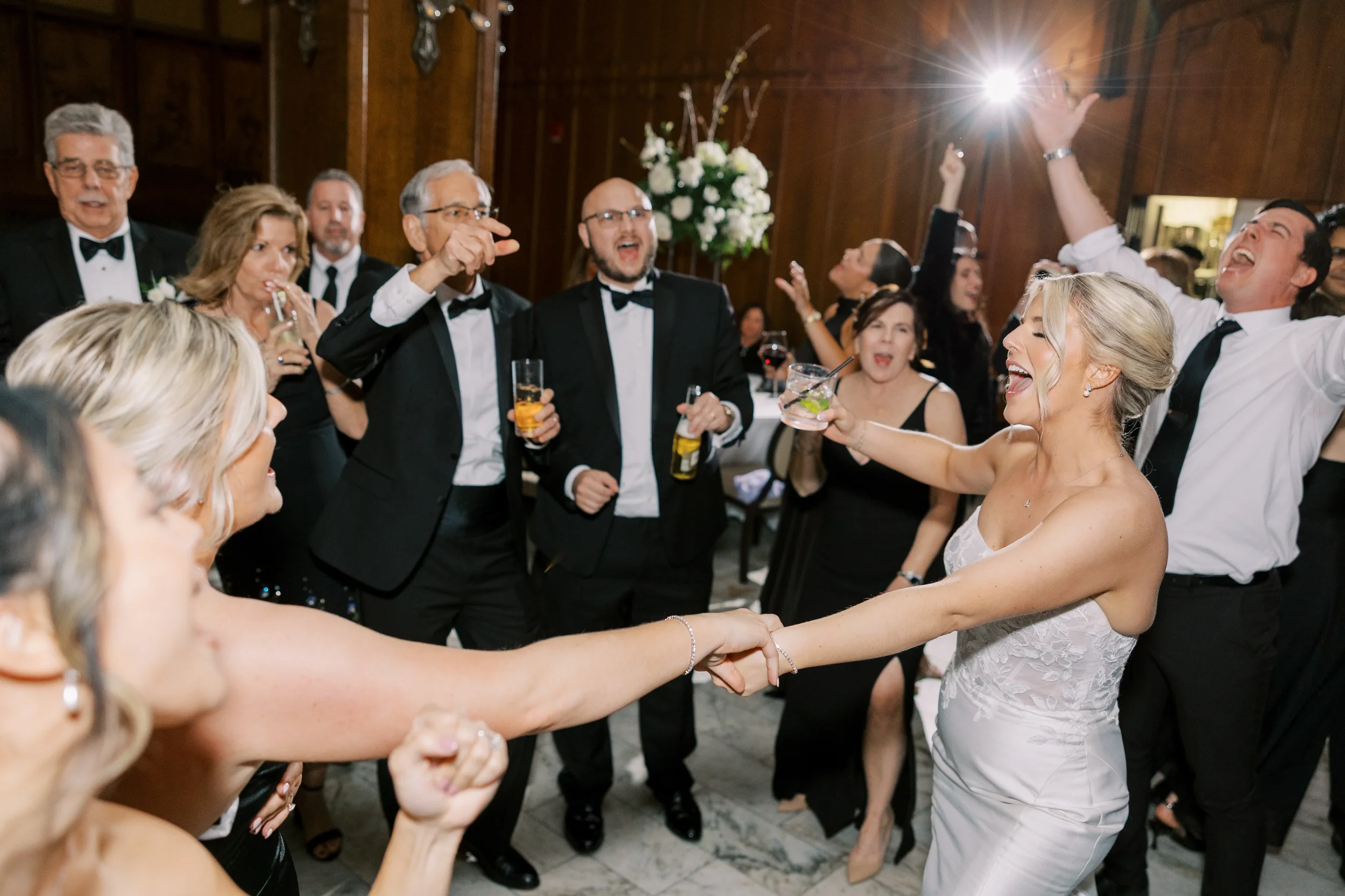 LizJoe-wed-1175.webp