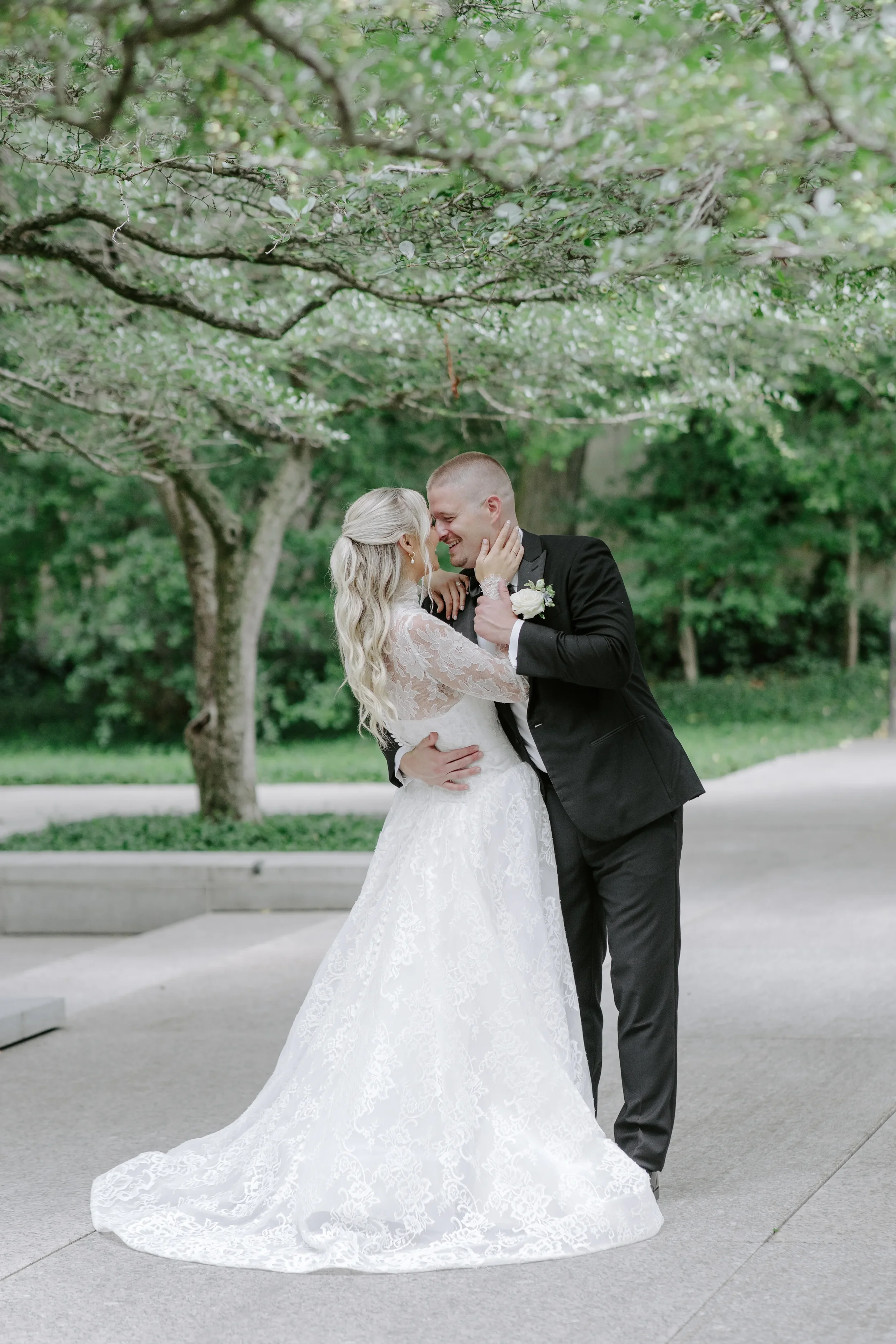 Afterglow Weddings - KerriCarlquistPhotography-176- Chicago Wedding Planner.webp