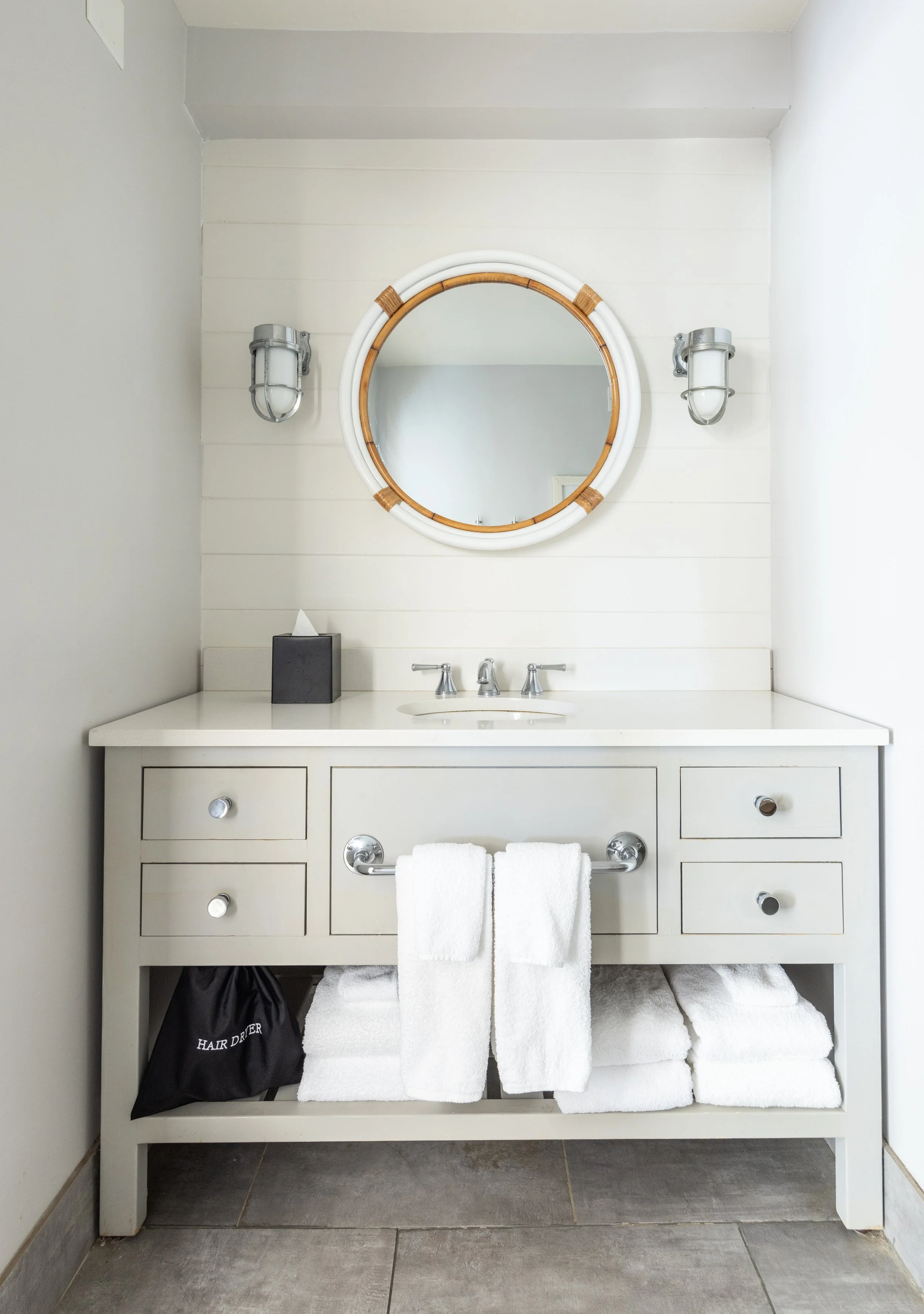 edit-BH-HHI-Bathroom_006.jpg