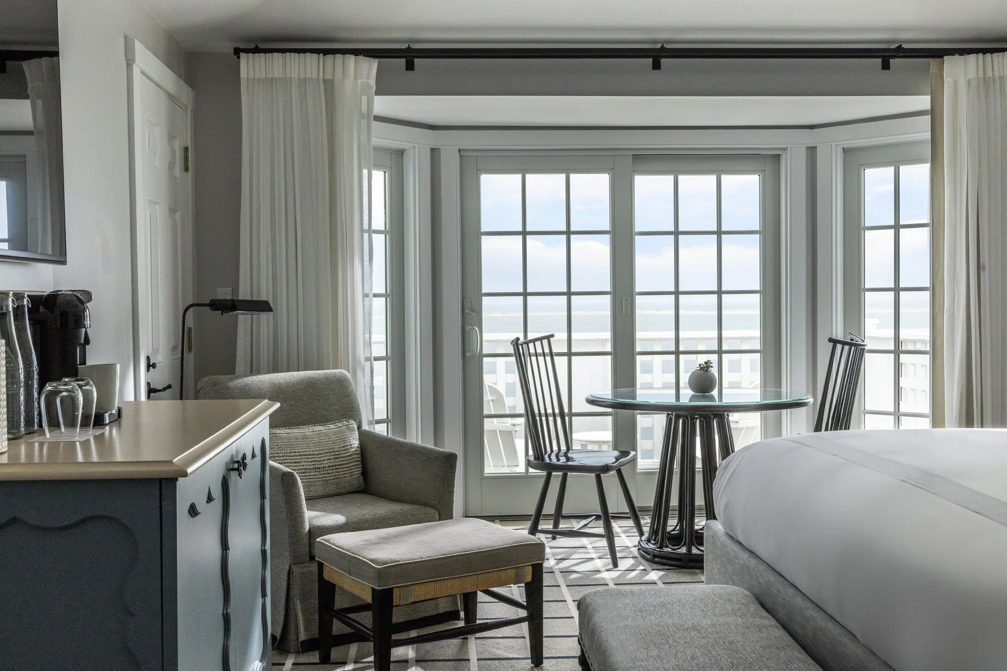 LowRes_Room456 16.jpg